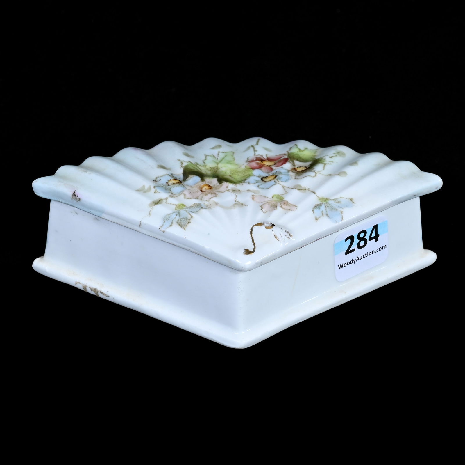 Covered Figural Box, Unmarked R.S. Prussia (1 of 4)