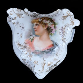 Covered Box, Three Sided, Unmarked Prov Saxe