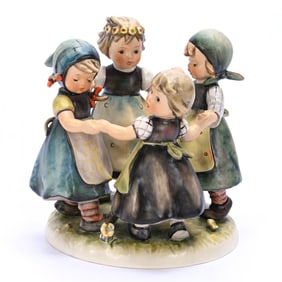 Hummel Figurine, Ring Around The Rosie #348, TM 3