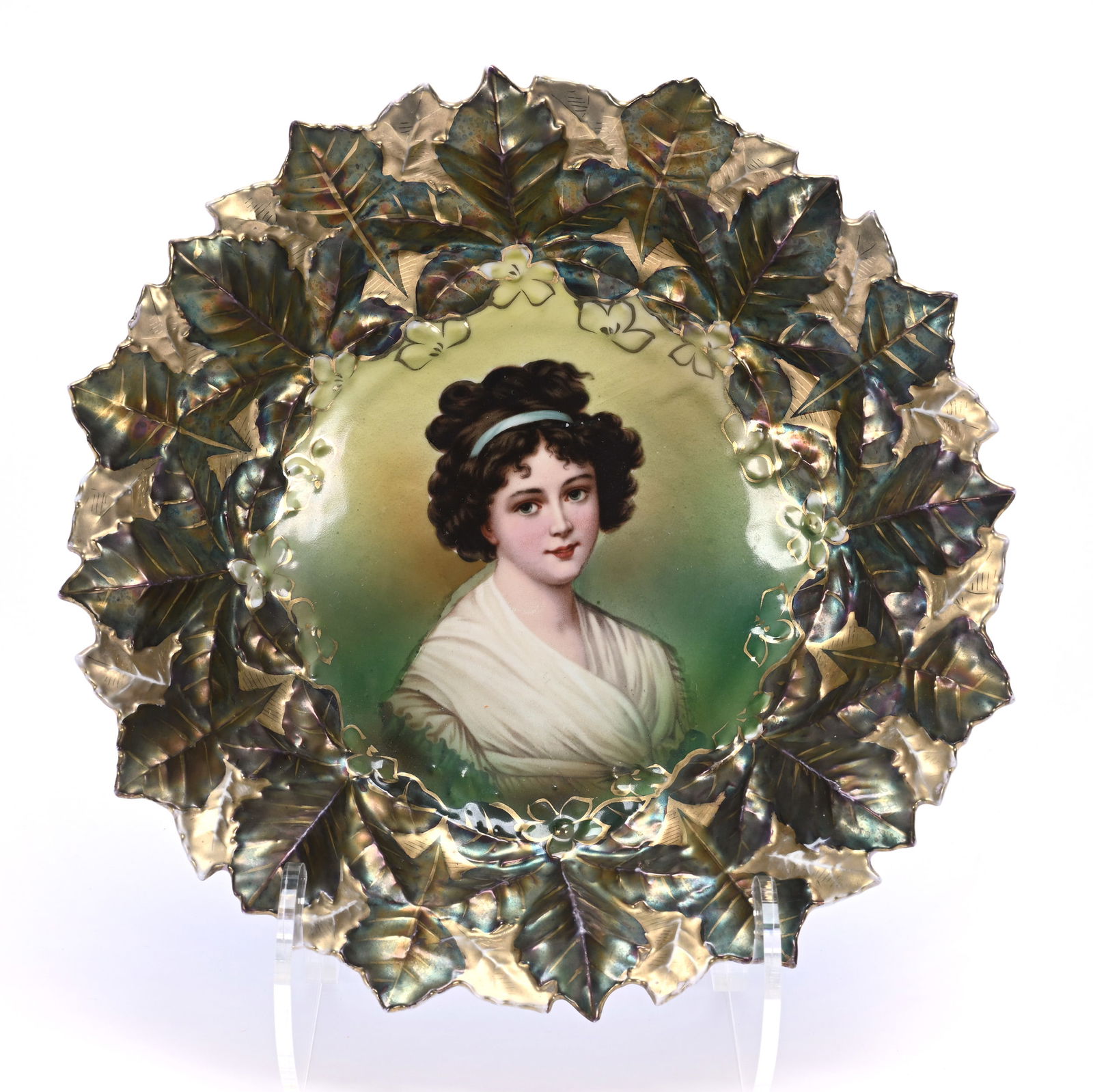 Bowl, Unmarked R.S. Prussia, Lebrun With Ribbon, Mold #11 (Leaf Mold) (1 of 3)