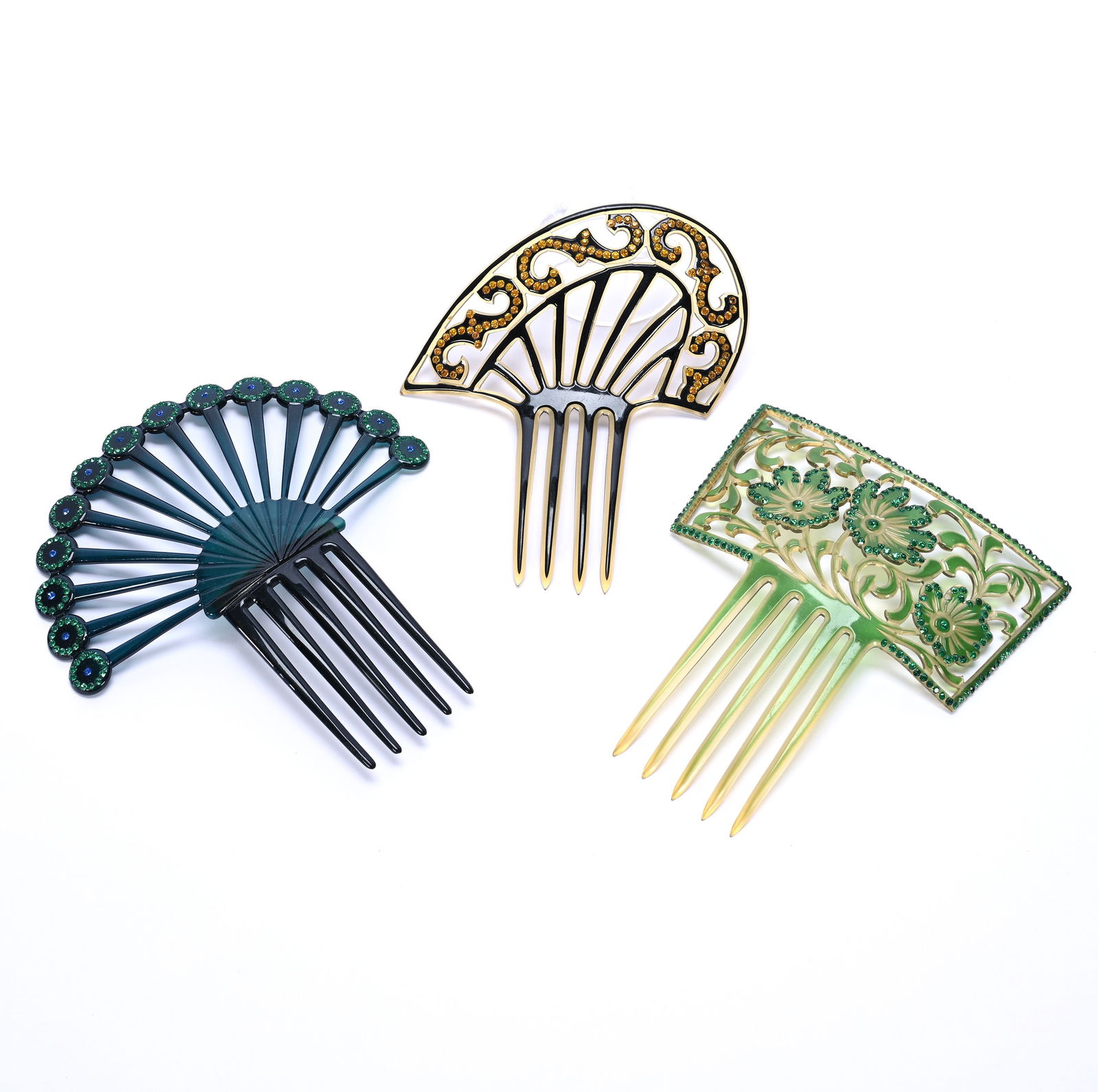 (3) Ornate Vintage Celluloid & Rhinestone Hair Combs, Art Deco Style: (3) Ornate Vintage Celluloid & Rhinestone Hair Combs, Art Deco Style, Approximately 6.5" x 6" x 2", View Photos For Details, 0.2 Pounds, Dr. Harold & Audrey Eklund Estate, Iowa.