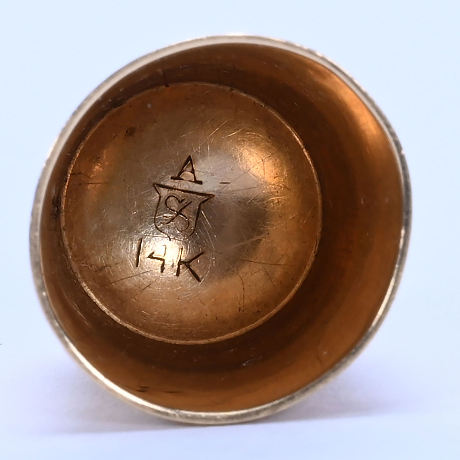14k Solid Gold Thimble With Original Silk Lined Case - 3