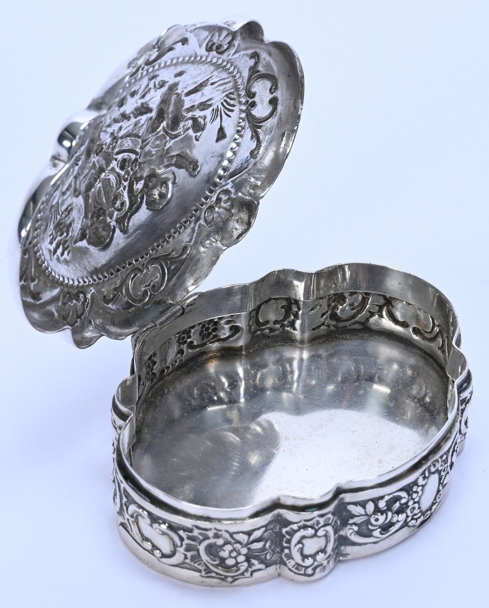 Solid German Silver Hinged Box, 800 Purity - 3