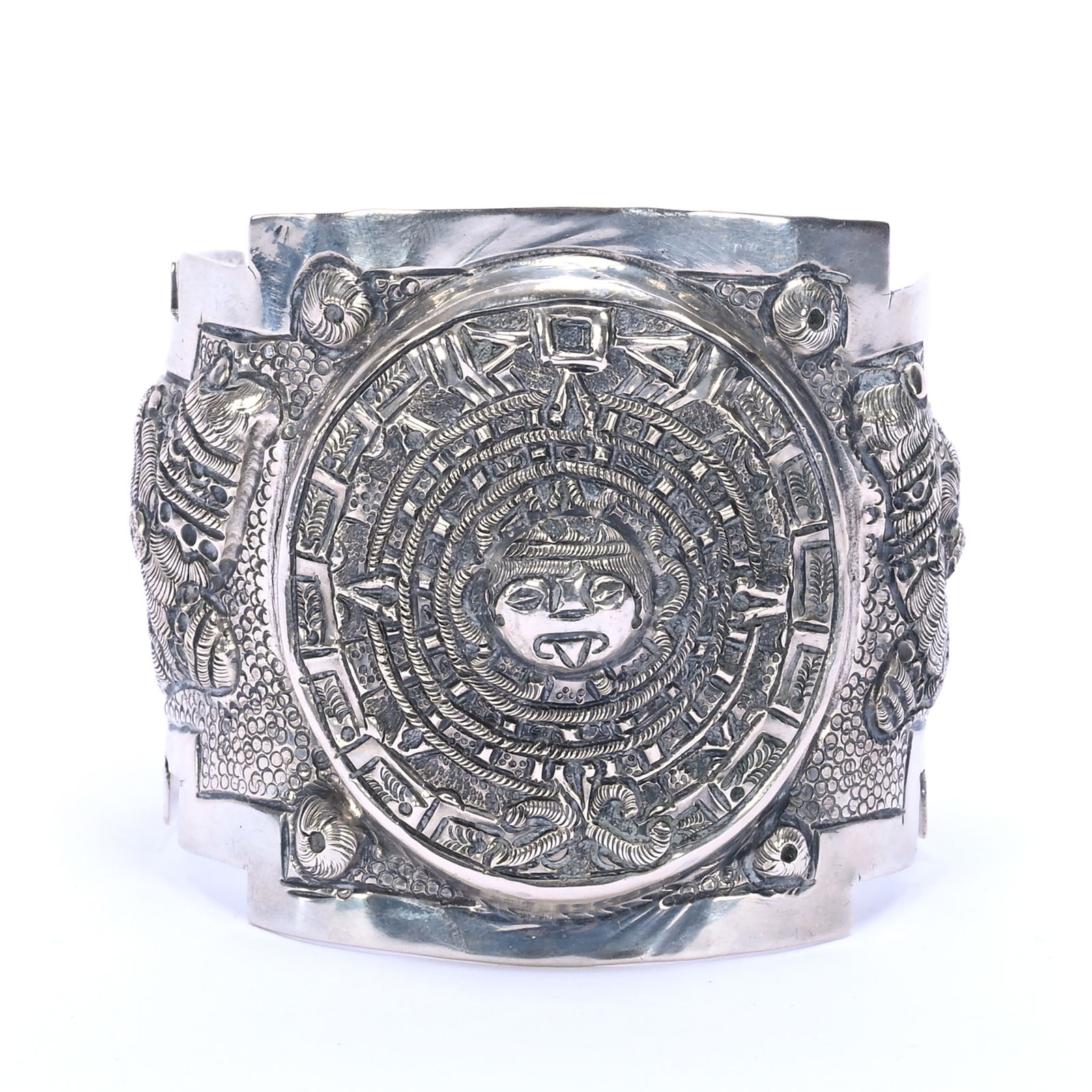 Solid Sterling Silver Bracelet Marked Sanborns Mexico: Solid Sterling Silver Bracelet Marked Sanborns Mexico, 2.5 x 2.75 x 2.5 Inches, Classic Embossed Designs, 67.0 Grams, Dr. Harold & Audrey Eklund Estate, Iowa.