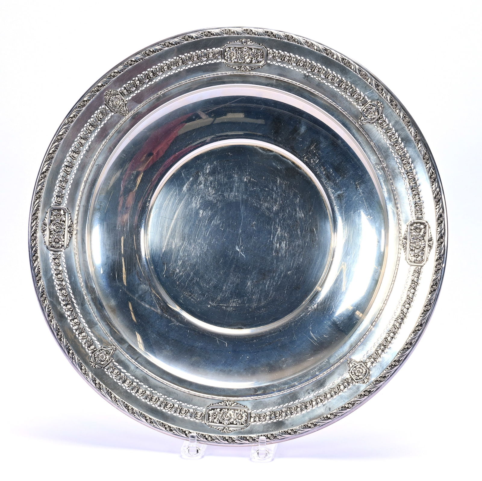 Solid Sterling Silver Round Tray Marked Wallace #4130-3 (1 of 3)