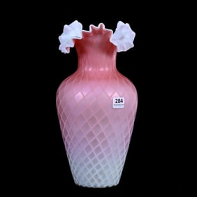 Vase, Pink And White Satin MOP Diamond Quilted Art Glass