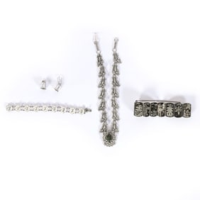 Jewelry, Three Pieces Including