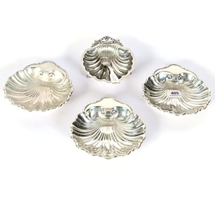 (5) Solid Silver Shell Shaped Items Including