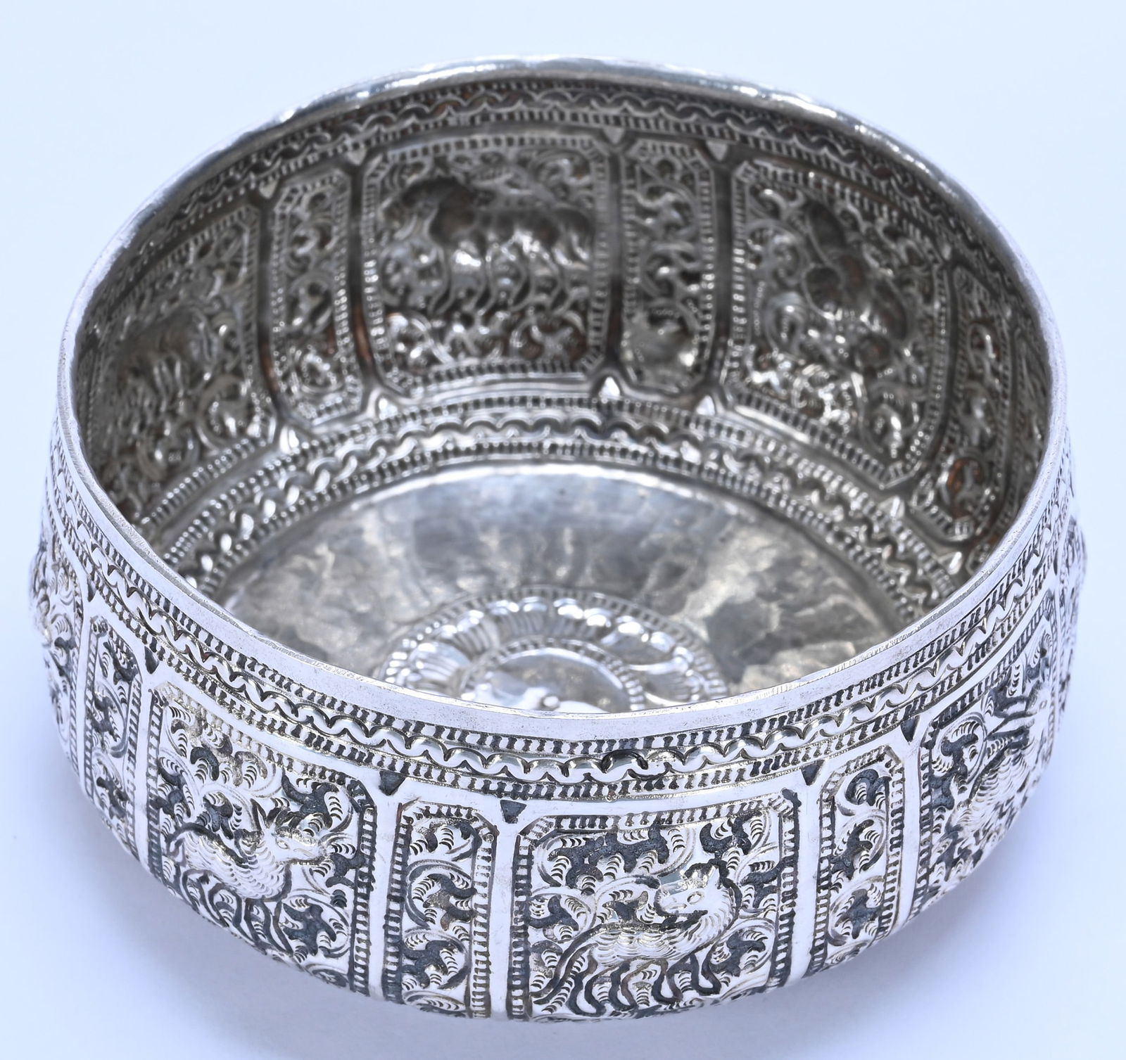 Solid Silver Bowl, Presumed To Be Burmese Silver - 2