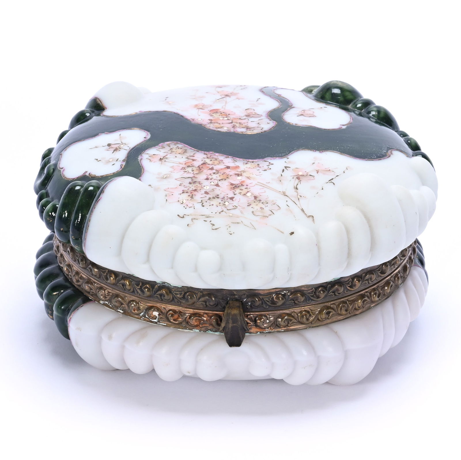 Dresser Box, Wave Crest Banner Mark, Puff Mold (1 of 4)