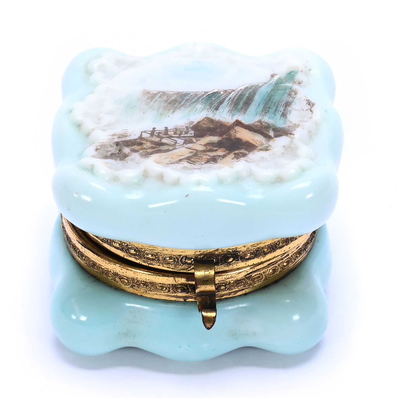 Jewel Box, Wave Crest Banner Mark, Egg Crate And Ruffled Mold (1 of 4)