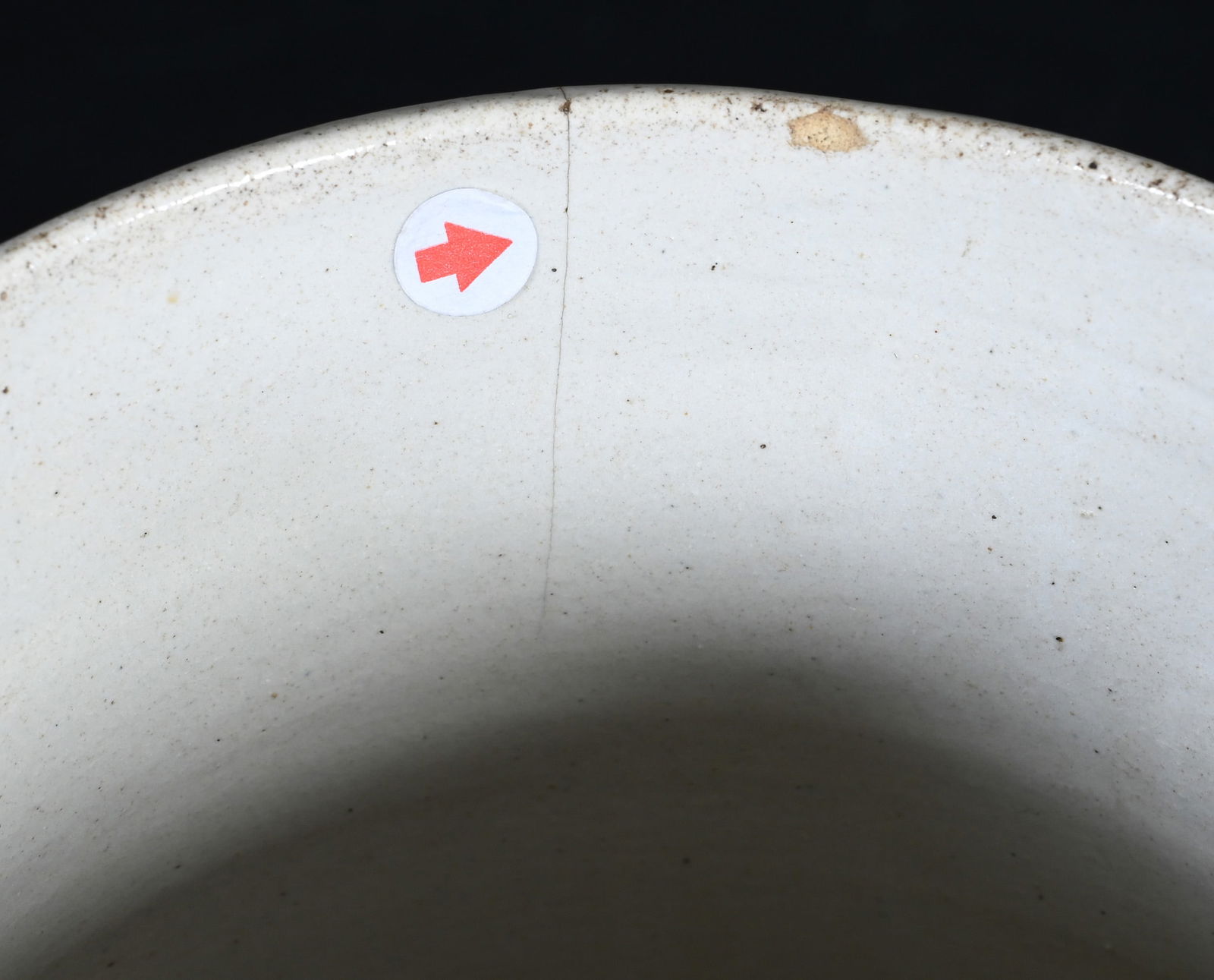 (7) Miscellaneous Stoneware Type Items - 7