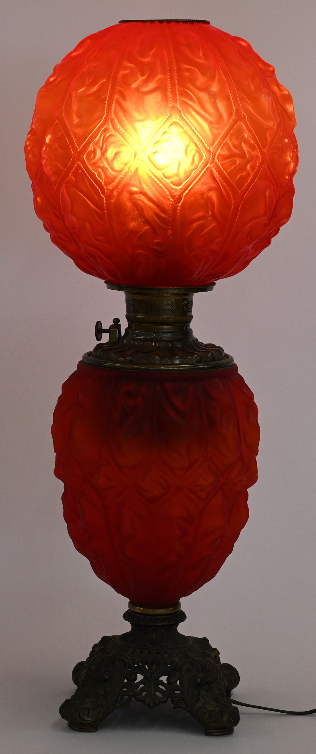 Gone With The Wind Lamp, Imperial Pattern By Consolidated - 4