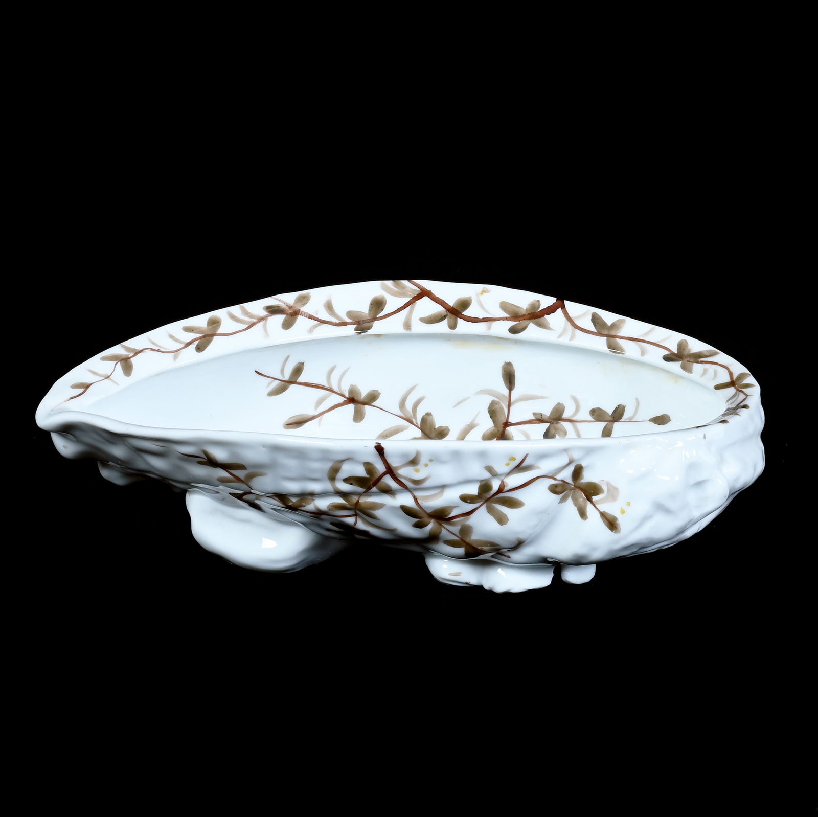 Bowl, Early Unmarked Prussia: Bowl, Early Unmarked Prussia, 2.5 x 8 x 5.5 Inches, Shell Form, With Figural Crab Foot, White And Blue With Floral Decor, 0.9 Pounds, Grady And Annette Hite Collection.
