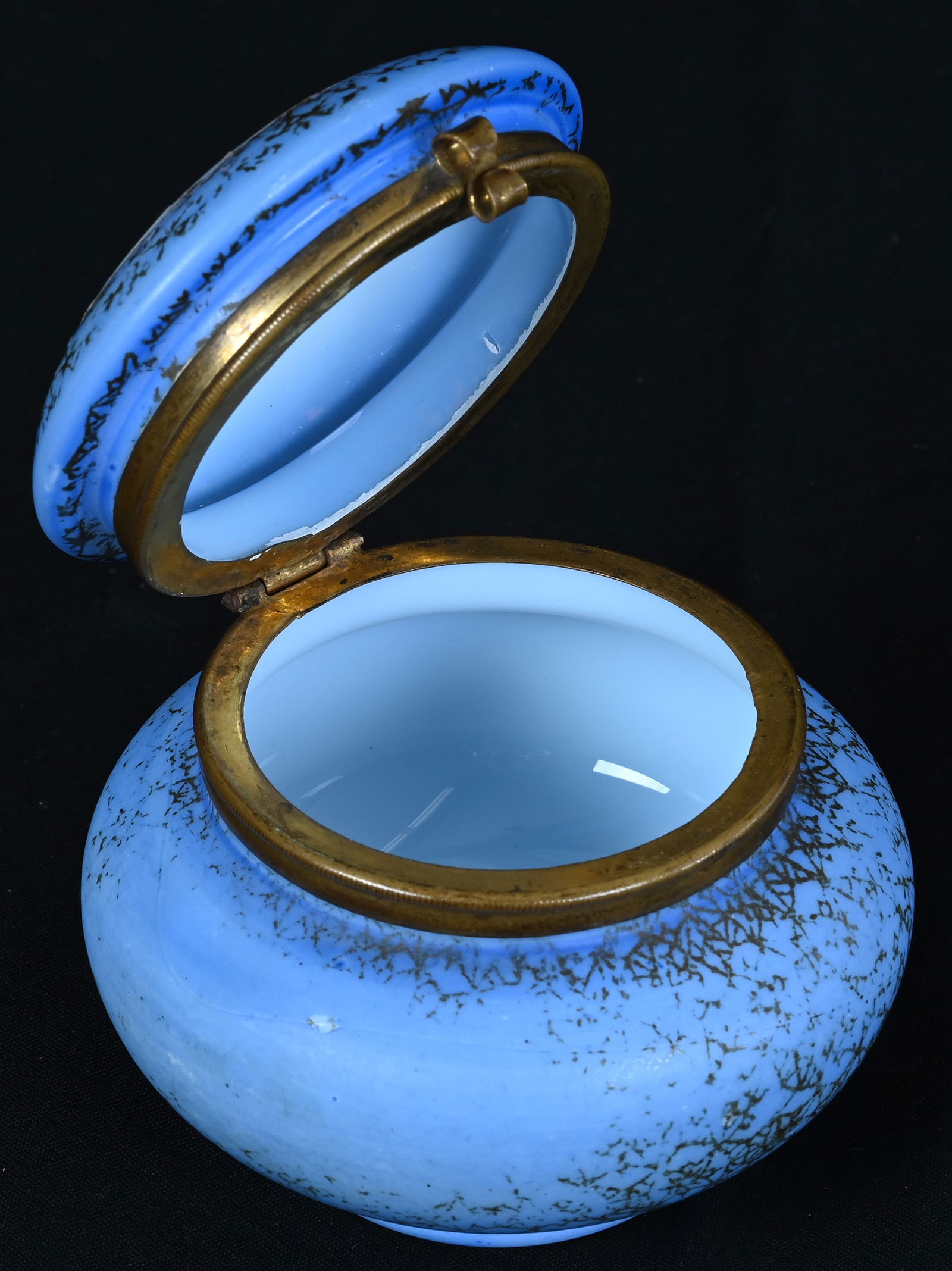 Jewel Box, Opalware Art Glass - 3