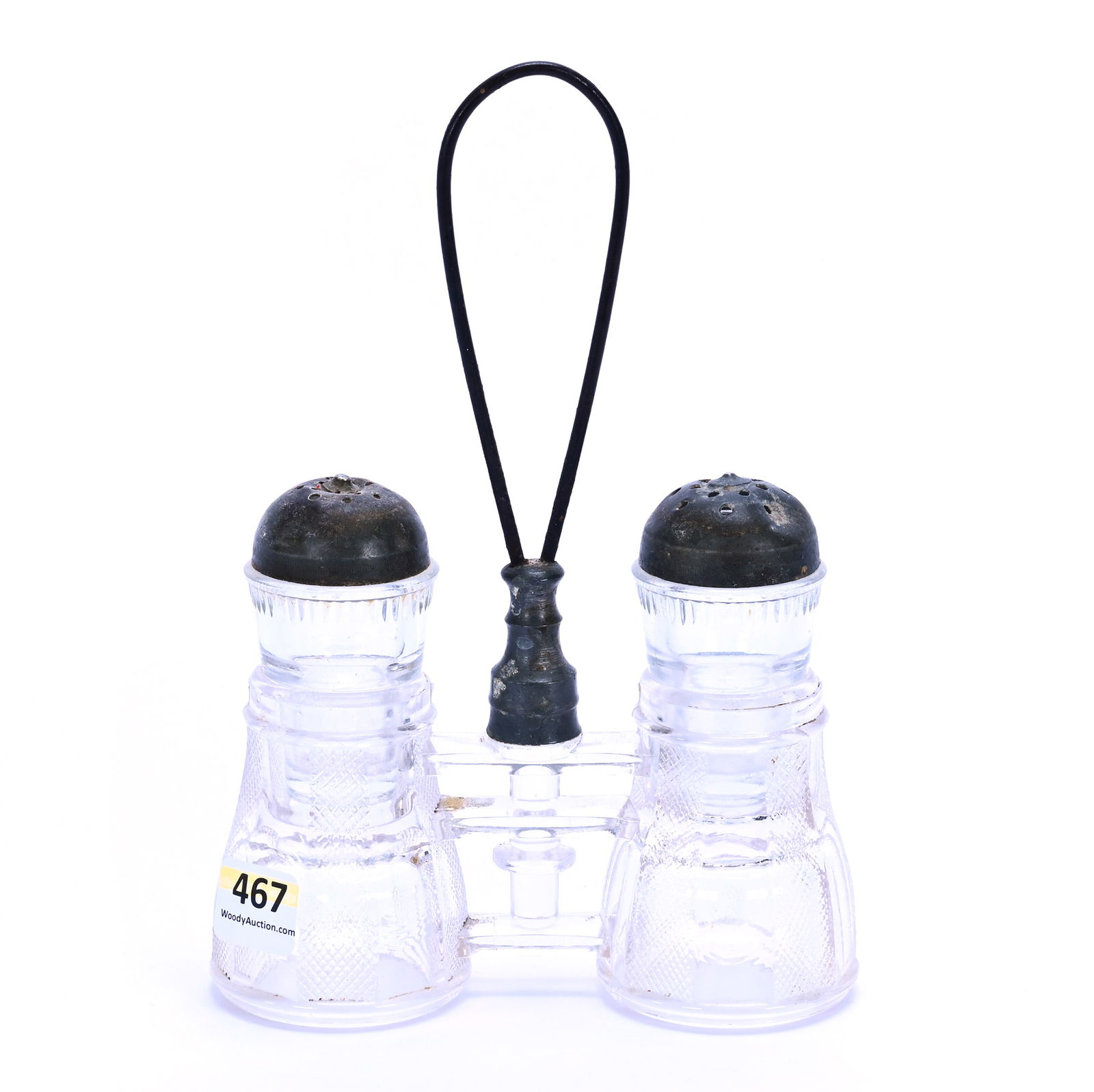 Salt And Pepper Set: Salt And Pepper Set, 7.75 x 5.5 x 2.25 Inches, Clear Pattern Glass Inserts, Pair With The Frame To Form The Shape Of Binoculars, 1 Pound, Grady And Annette Hite Collection.