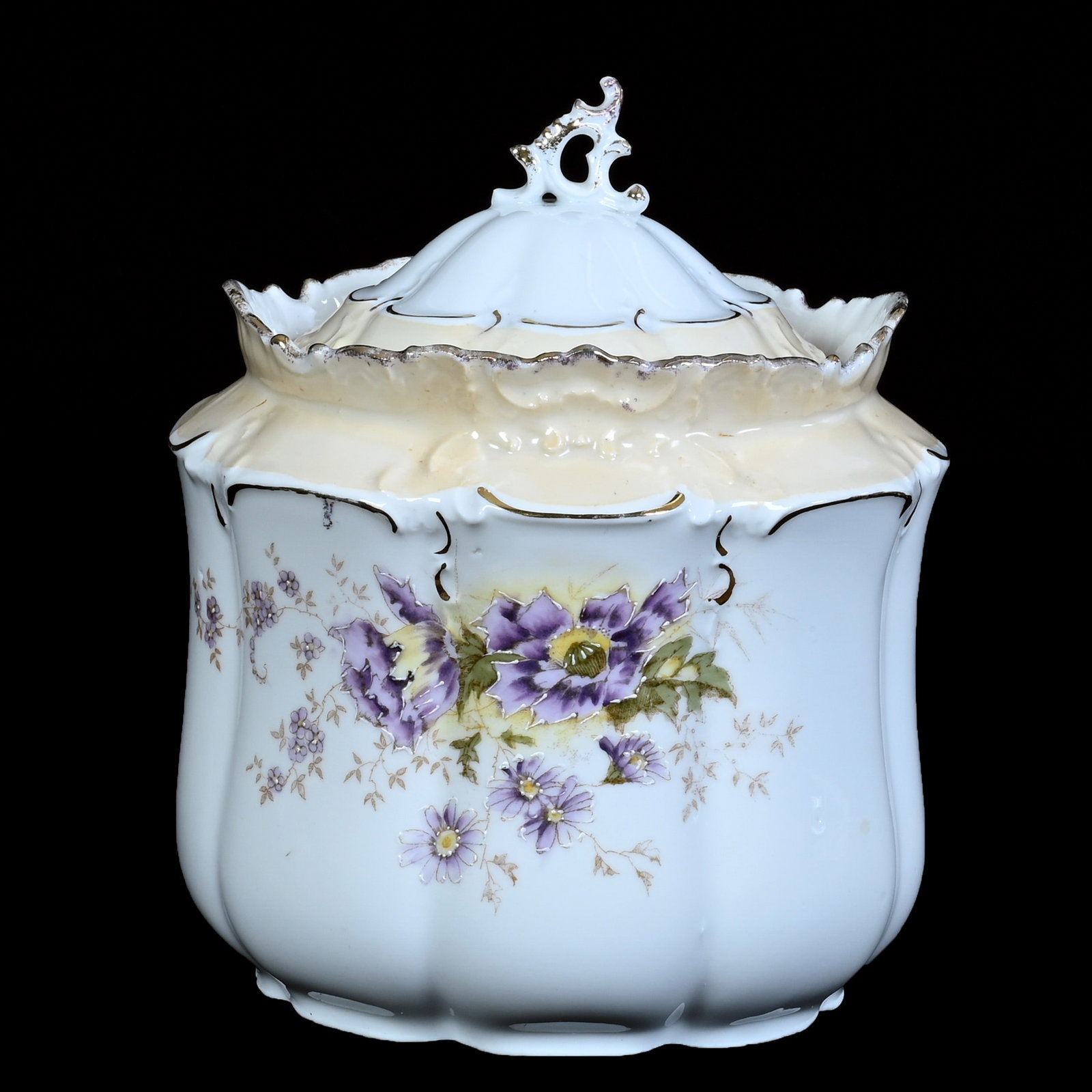 Biscuit Jar, Unmarked R.S. Prussia: Biscuit Jar, Unmarked R.S. Prussia, 7 x 6 x 6 Inches, Cream And White Tones With Lavender Floral Decor, Early Mold, 1.2 Pounds. LiveAuctioneers Invoices Must Be Paid Using the PAY NOW / CHECK OUT
