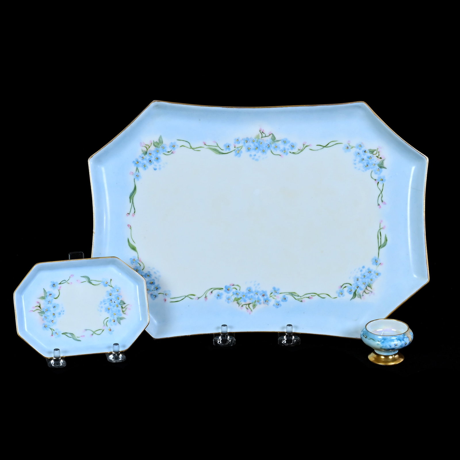 Dresser Tray With Pin Tray And Salt Dip (1 of 3)