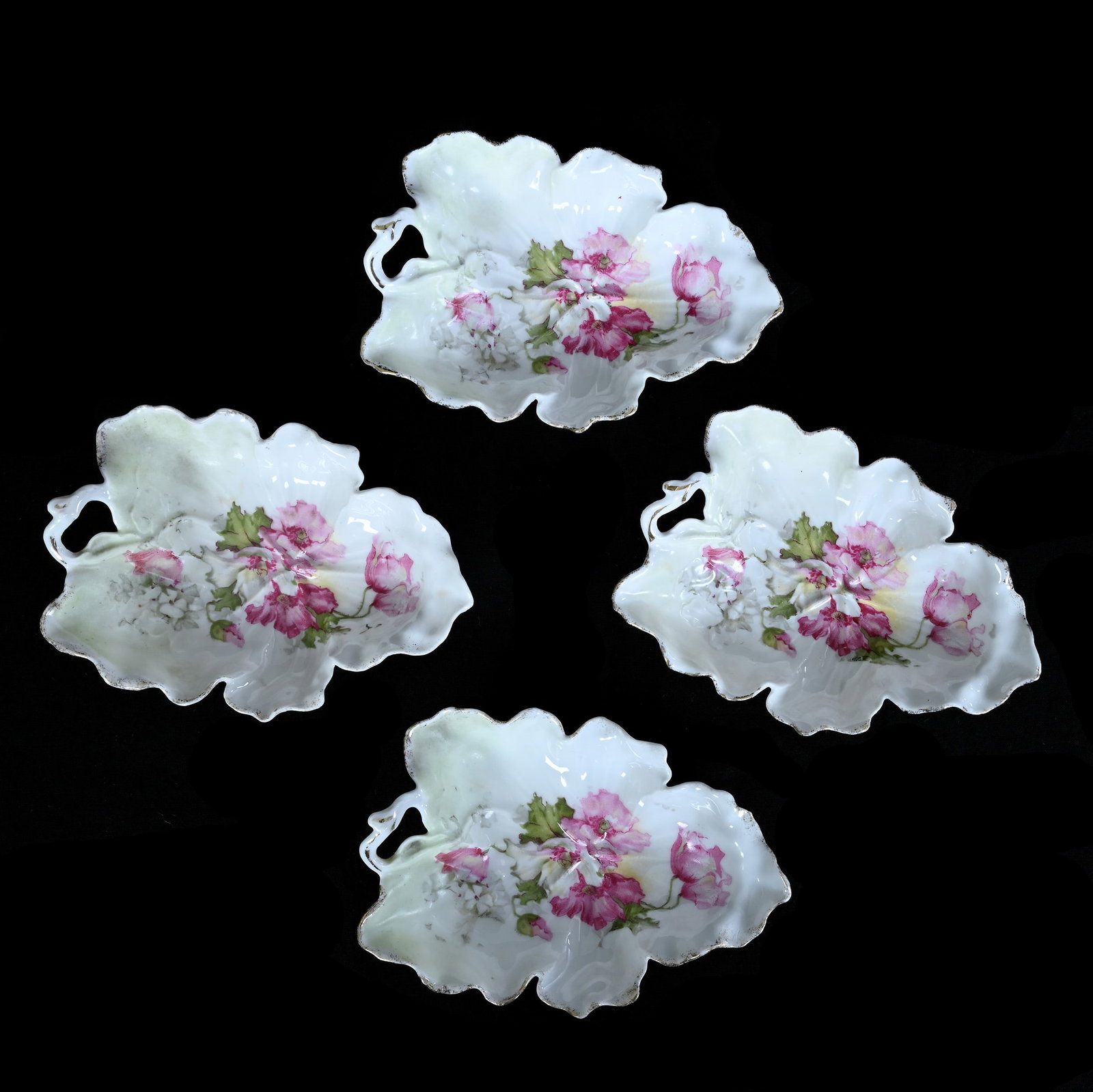 (4) Leaf Shaped Dishes, Unmarked R.S. Prussia: (4) Leaf Shaped Dishes, Unmarked R.S. Prussia, 5 x 3.75 x 1.5 Inches, Green And White With Pink Poppy Decor, 0.5 Pounds. LiveAuctioneers Invoices Must Be Paid Using the PAY NOW / CHECK OUT Button