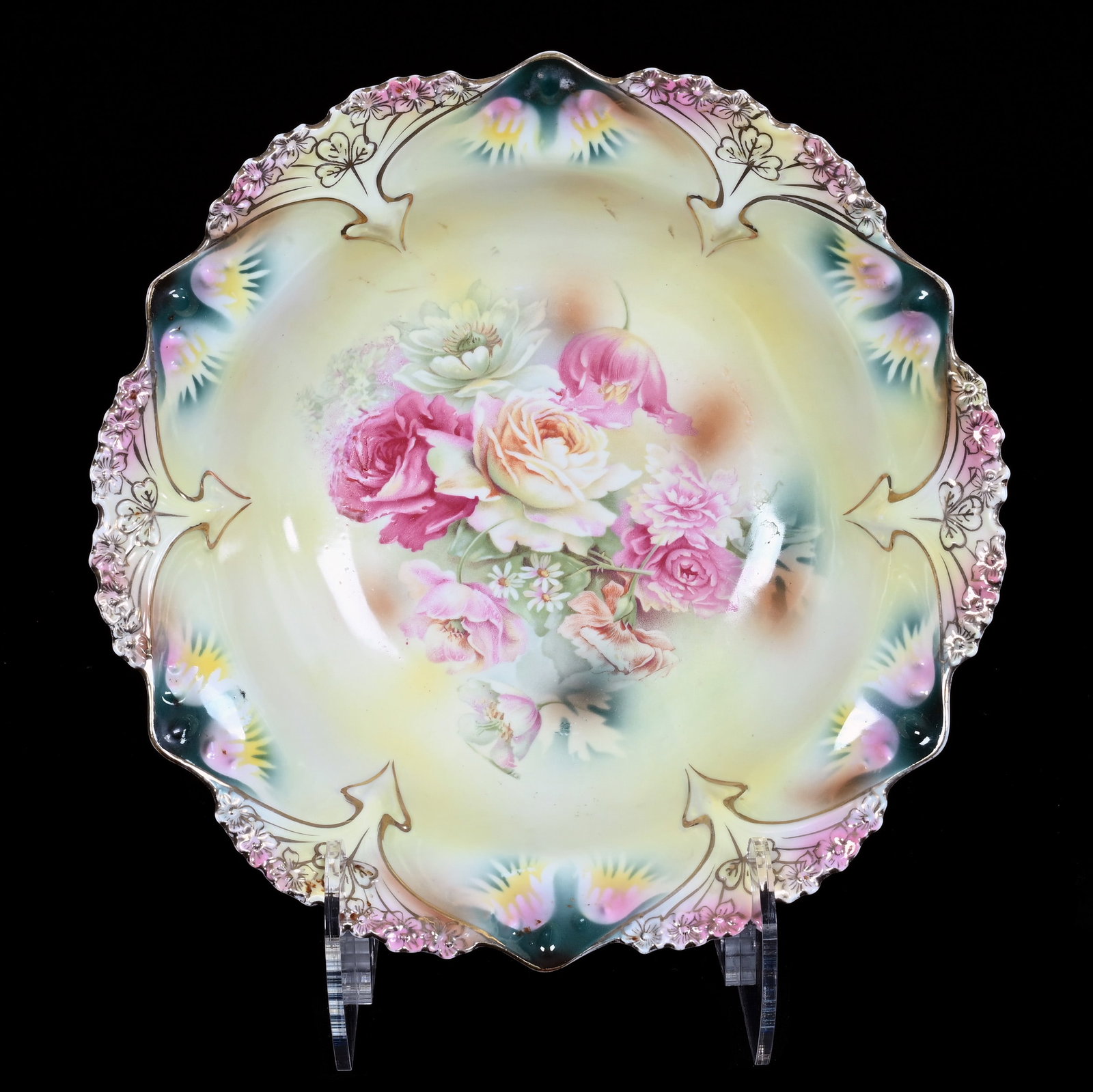 Bowl, Marked R.S. Prussia, Point And Clover Mold (1 of 2)