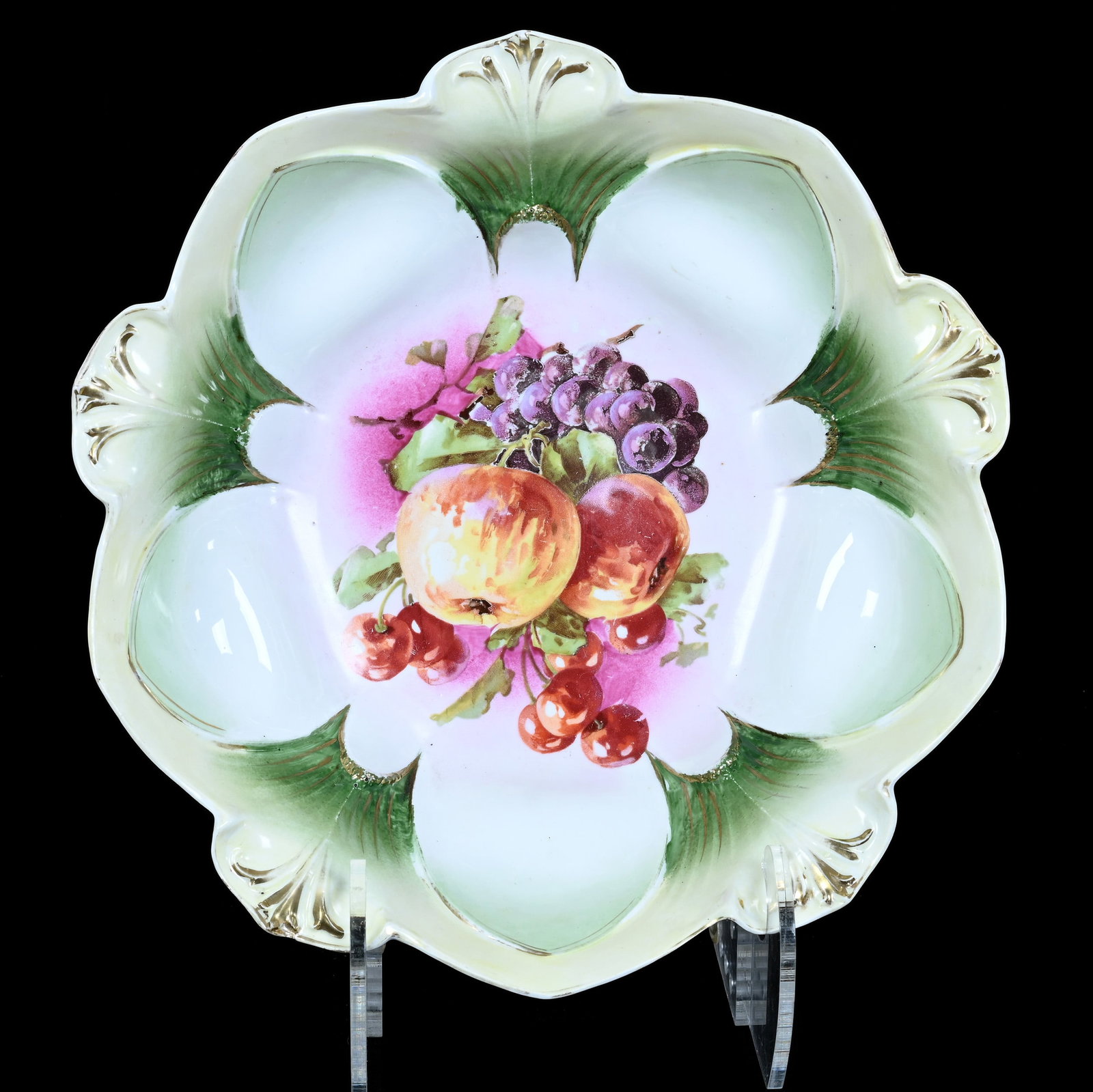 Bowl, Marked R.S. Prussia (1 of 2)