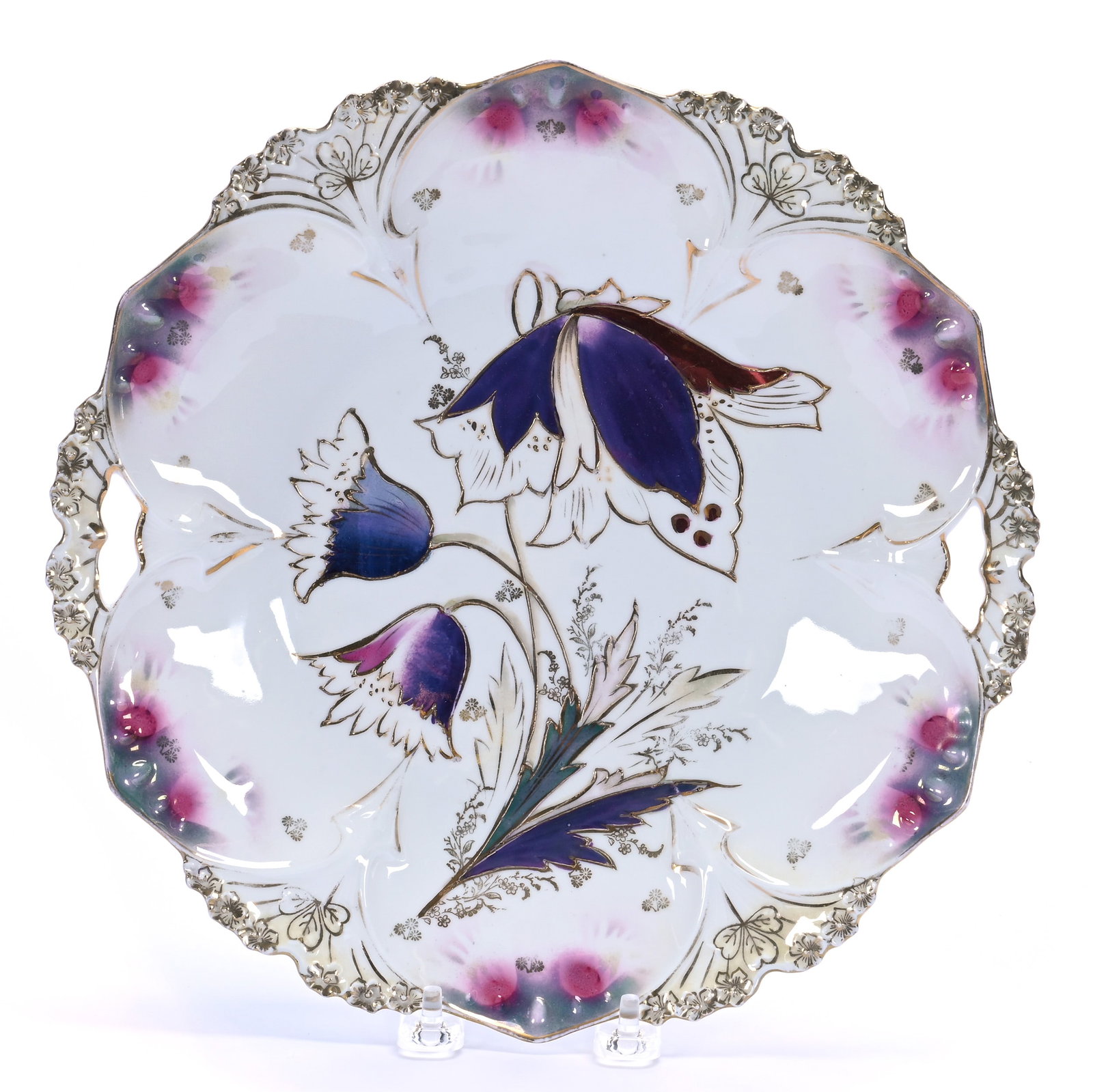 Two Handled Cake Plate, Unmarked R.S. Prussia, Point And Clover Mold (1 of 2)