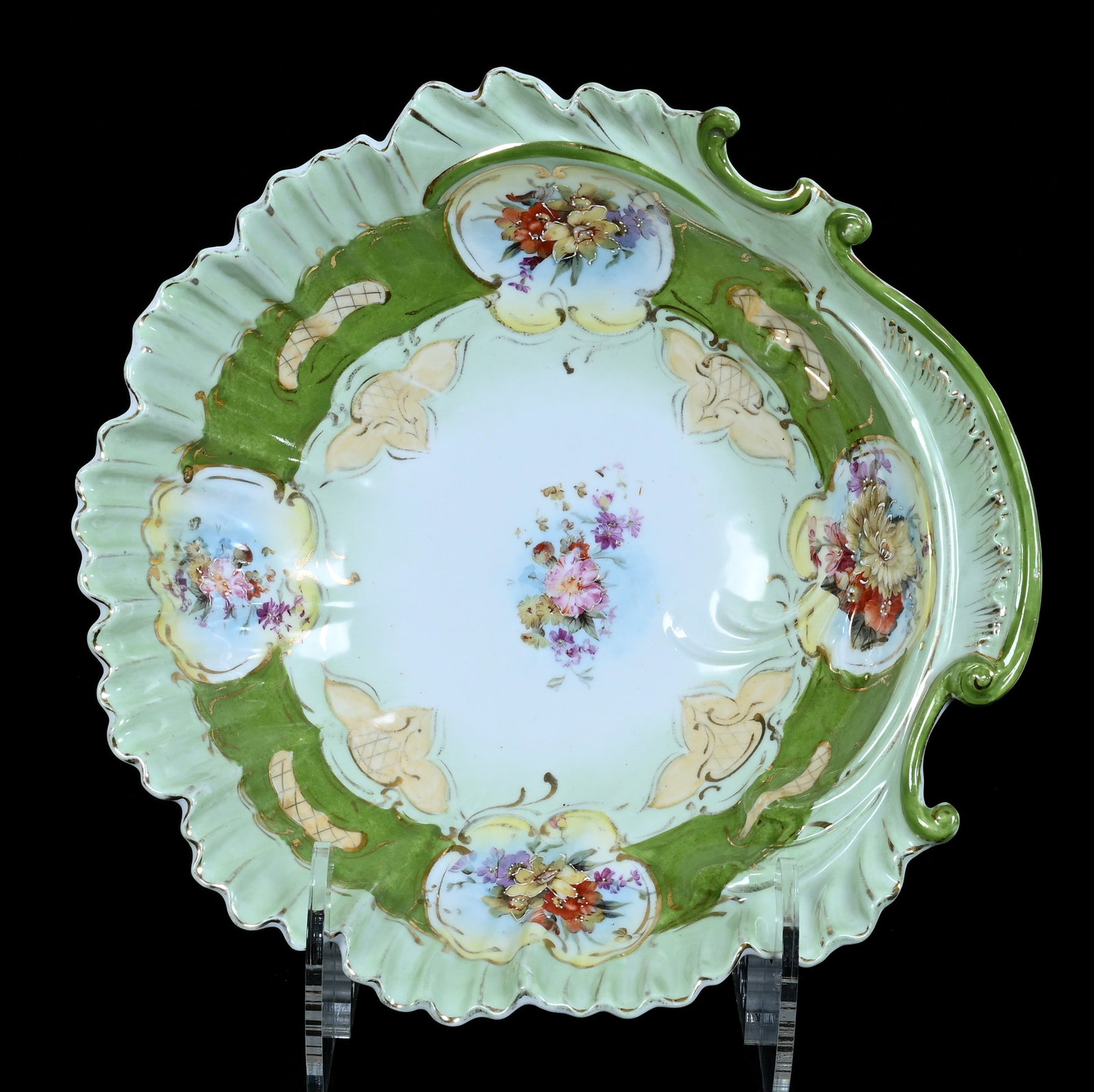 Bowl, Unmarked R.S. Prussia: Bowl, Unmarked R.S. Prussia, 10 x 10 x 3 Inches, Green, Cream, Blue, And White Tones, Floral Decor, 1.2 Pounds. LiveAuctioneers Invoices Must Be Paid Using the PAY NOW / CHECK OUT Button Which Include