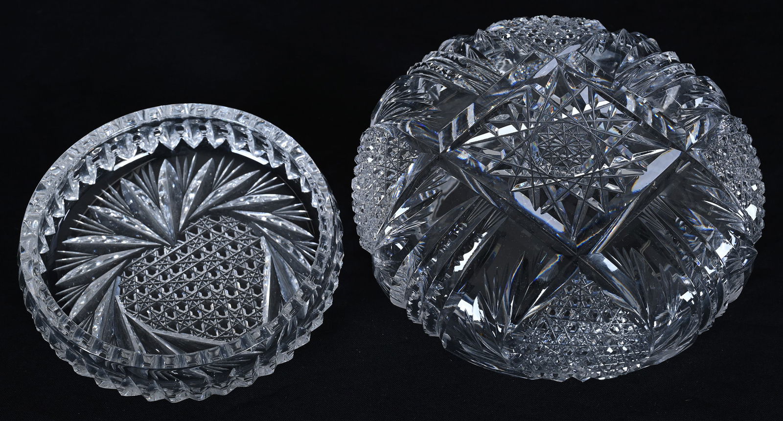 Powder Box, American Brilliant Cut Glass, Heart Pattern With Nailhead Diamond Center - 3