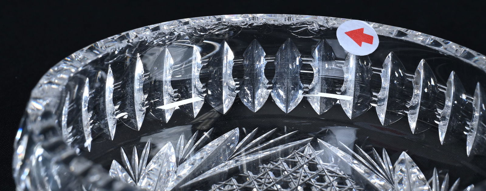 Powder Box, American Brilliant Cut Glass, Heart Pattern With Nailhead Diamond Center - 5