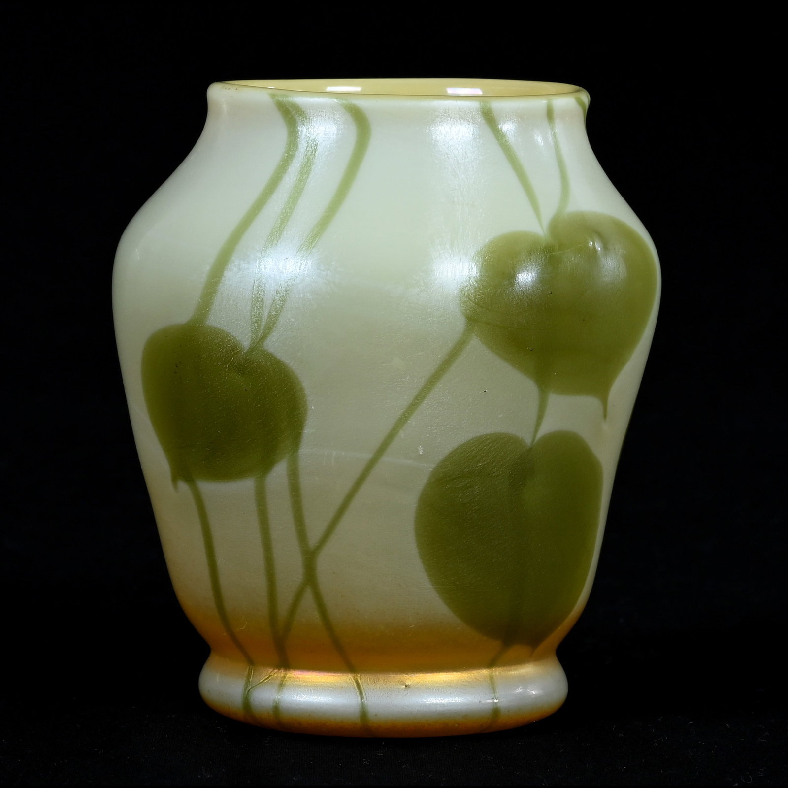 Vase, Unmarked Fostoria Art Glass (1 of 3)