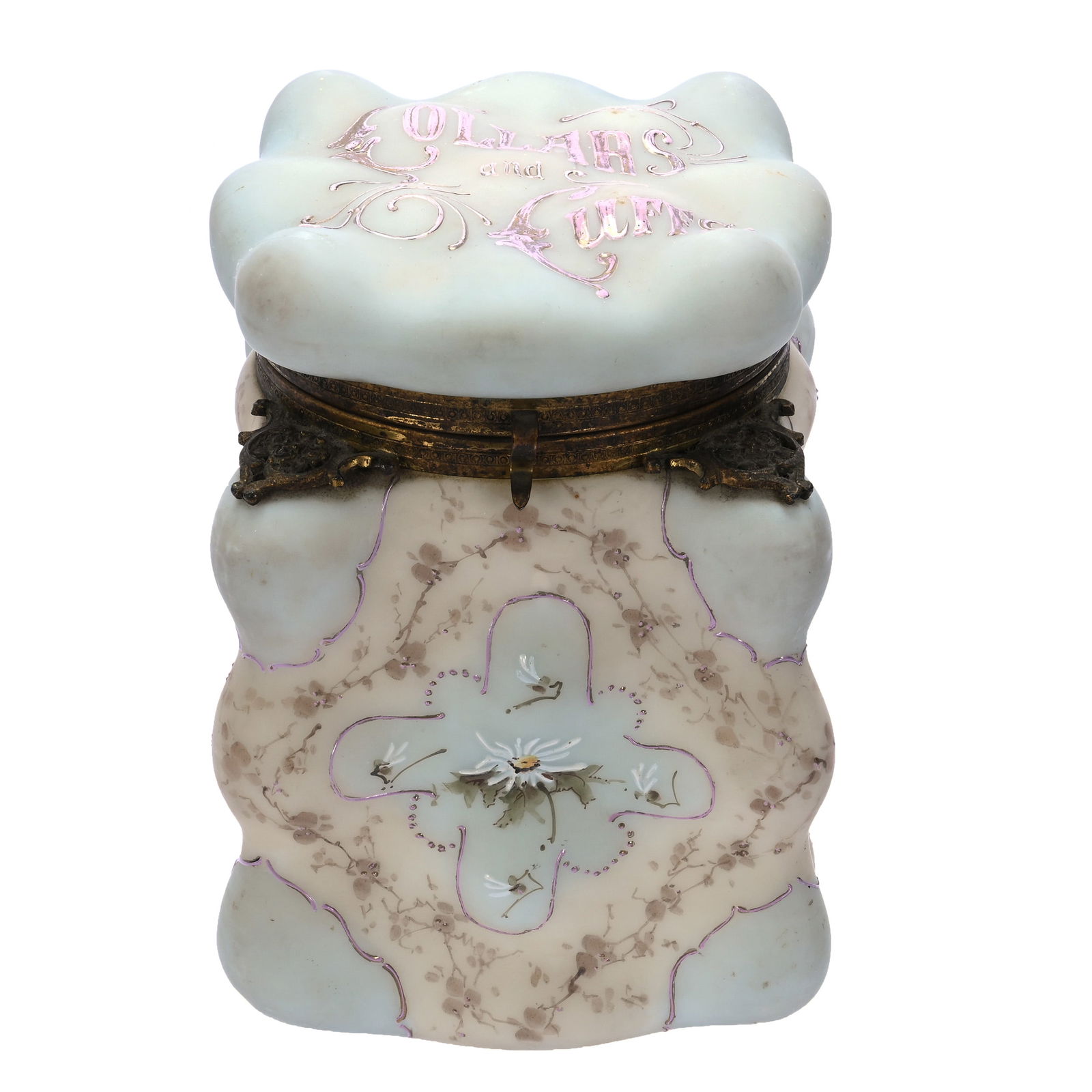 Tall Collars And Cuffs Box, Unmarked Wave Crest (1 of 4)