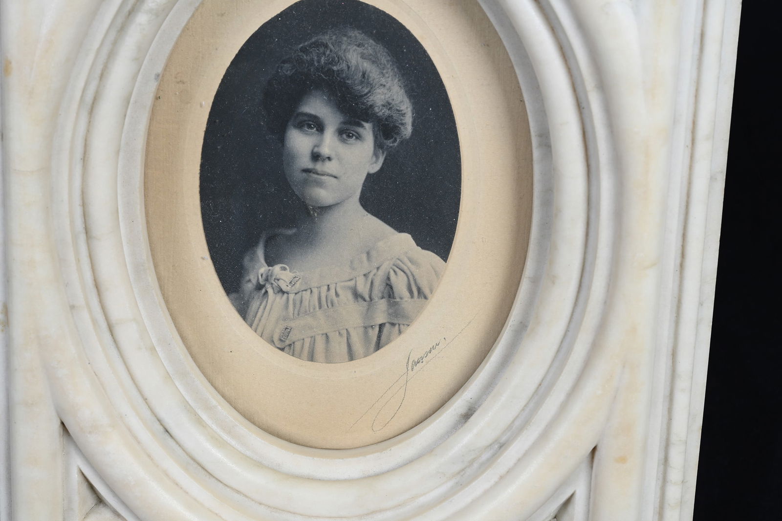 Solid White Marble Picture Frame - 2