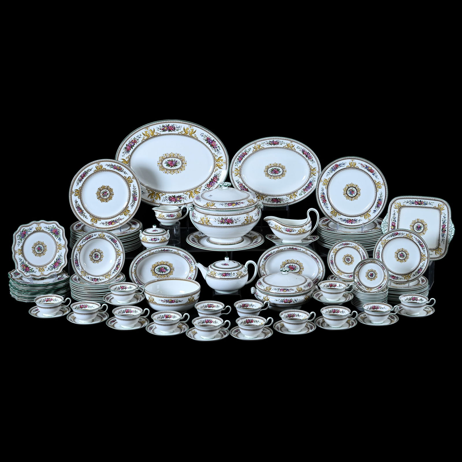 (128) Piece Dinnerware Set By Wedgwood In Columbia Pattern #W595 (1 of 7)