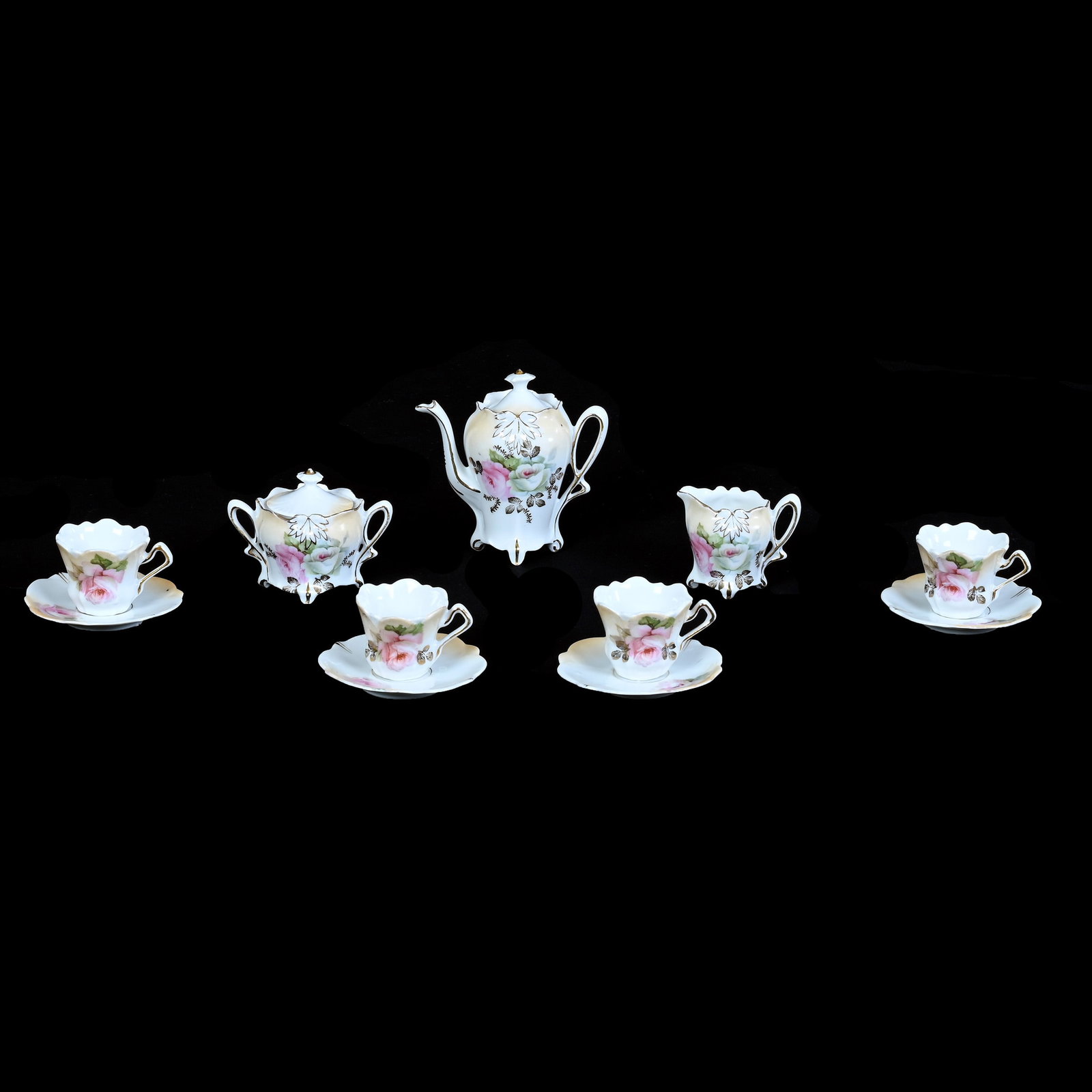 Child's Tea Set, Unmarked R.S. Prussia (1 of 4)