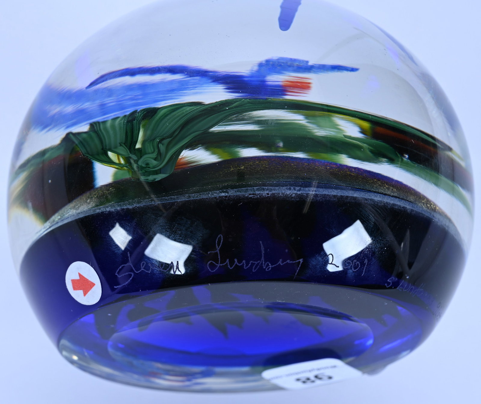 Paperweight, Signed Steven Lundberg, Dated 2001 - 2