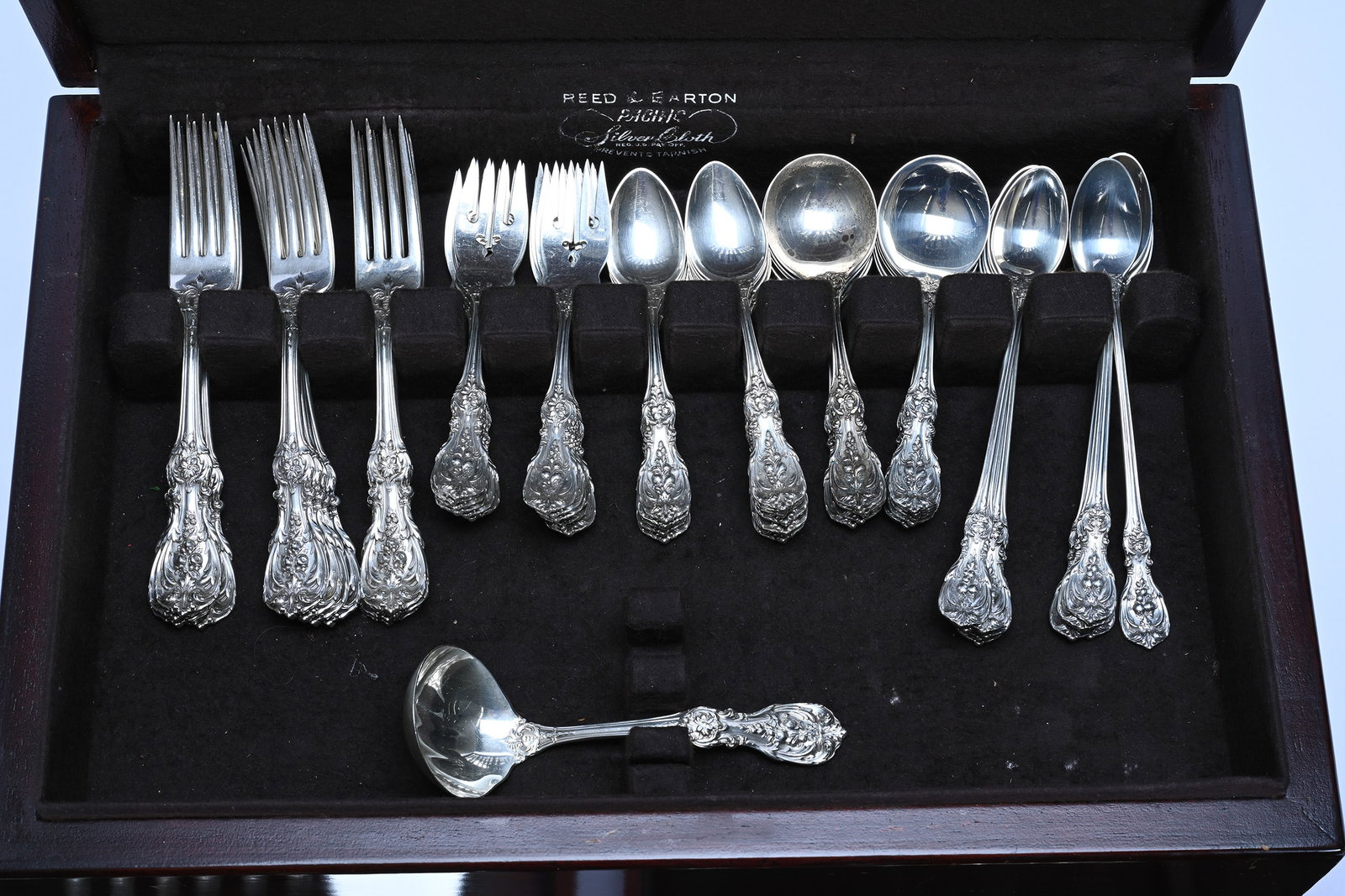 (100) Piece Sterling Silver Flatware Set, Francis I Pattern By Reed And Barton - 3