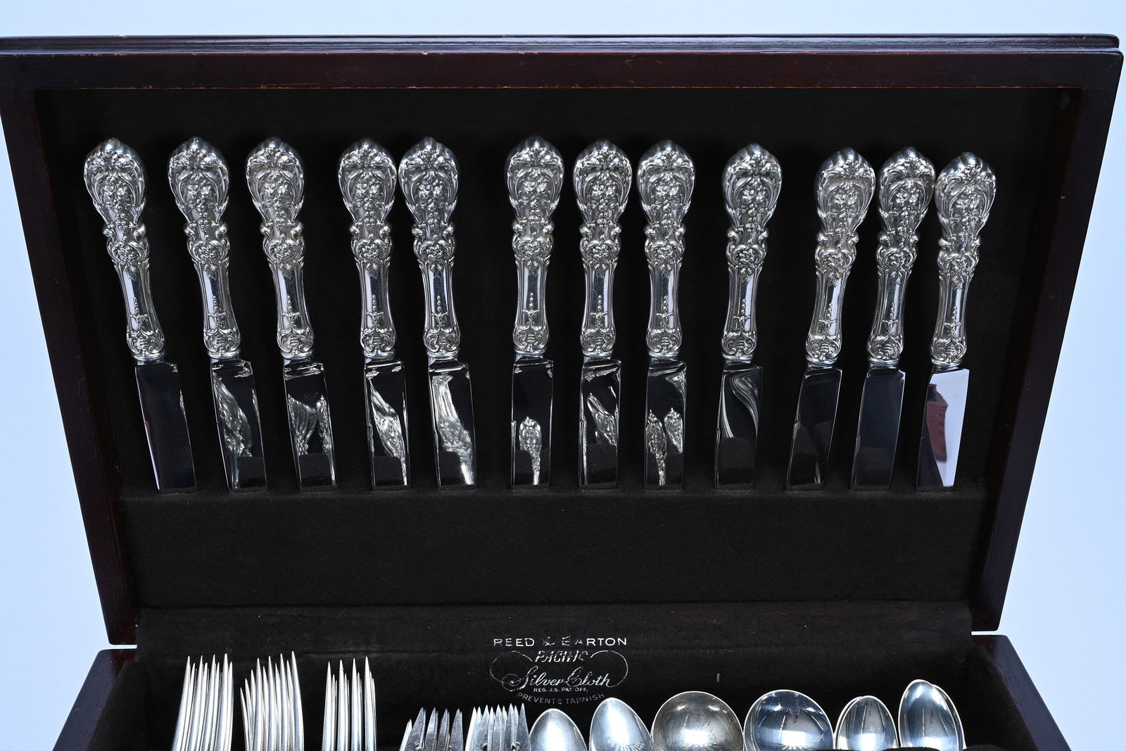 (100) Piece Sterling Silver Flatware Set, Francis I Pattern By Reed And Barton - 4