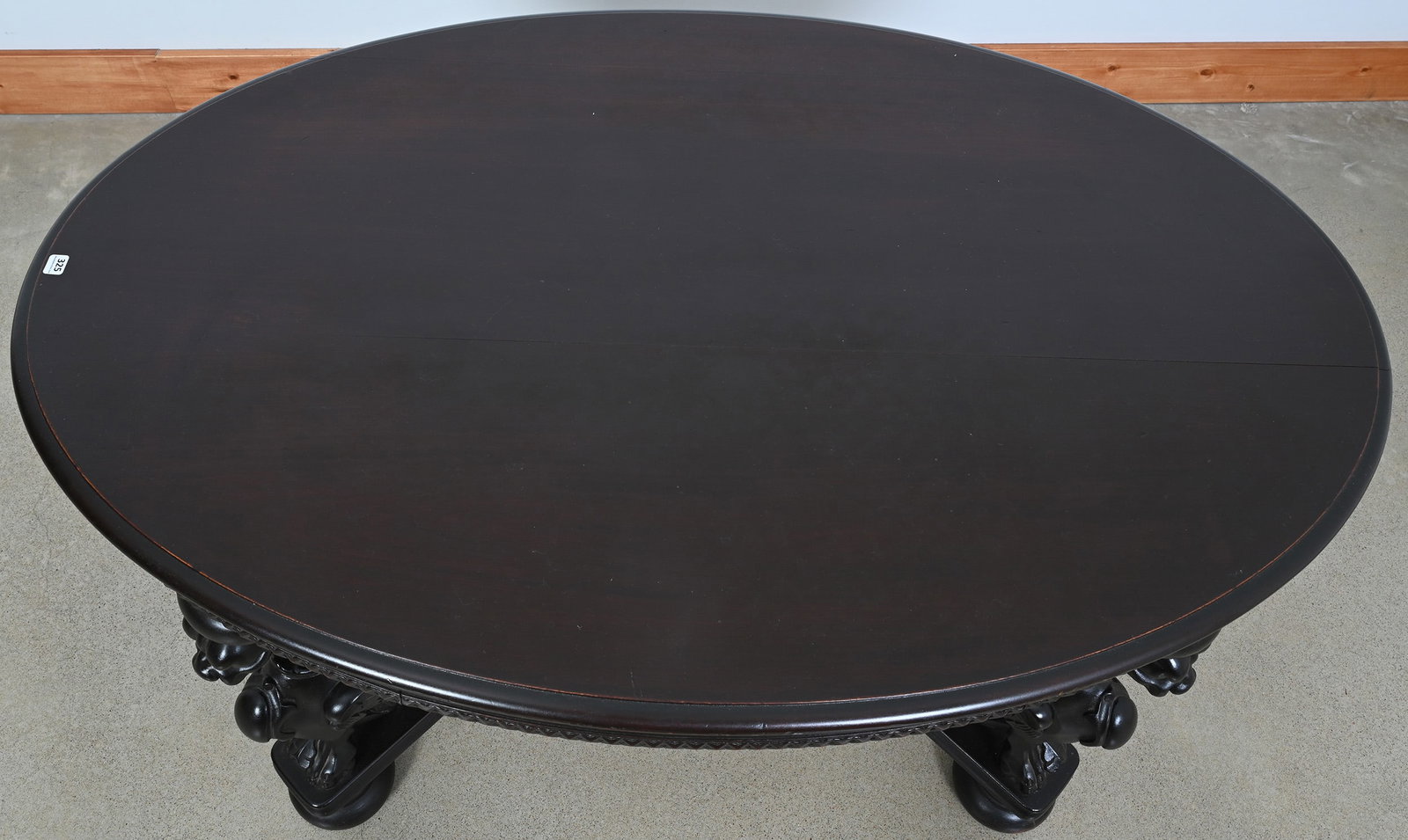 Oval Parlor Table, Solid Carved Mahogany By R.J. Horner - 3