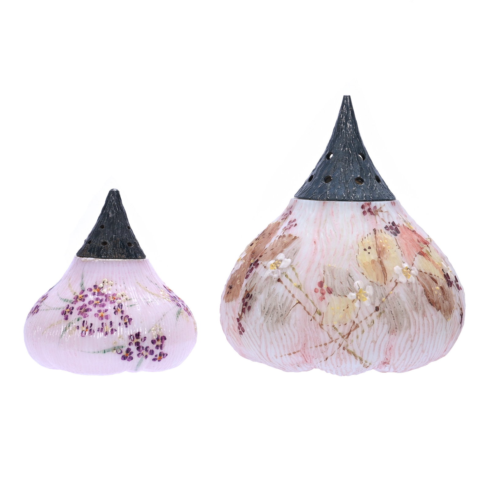Sugar Shaker And Salt Shaker, Mt. Washington Fig Shape: Sugar Shaker And Salt Shaker, Mt. Washington Fig Shape, 4 x 3.5 x 3.5 Inches, Floral Decor, Salt Shaker Measures 2.5" Tall, 0.6 Pounds, John And Doris Carty Estate Collection, IA, Effective 6/6/26 - A