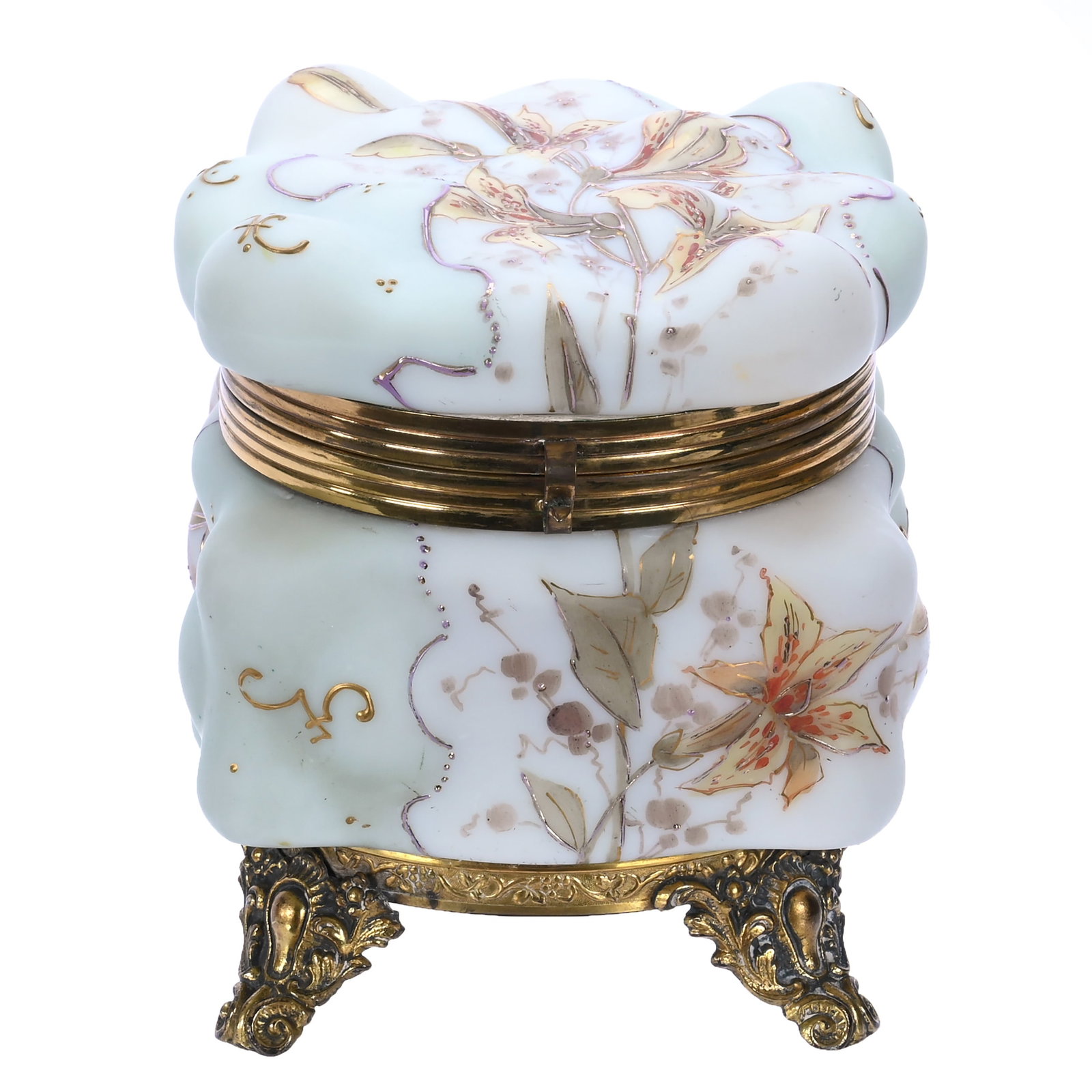 Small Dresser Box, Unmarked Wave Crest, Egg Crate Mold: Small Dresser Box, Unmarked Wave Crest, Egg Crate Mold, 5 x 5 x 5.75 Inches, Green And White With Tiger Lily Decor, Nice Example, 2.4 Pounds, John And Doris Carty Estate Collection, IA, Effective