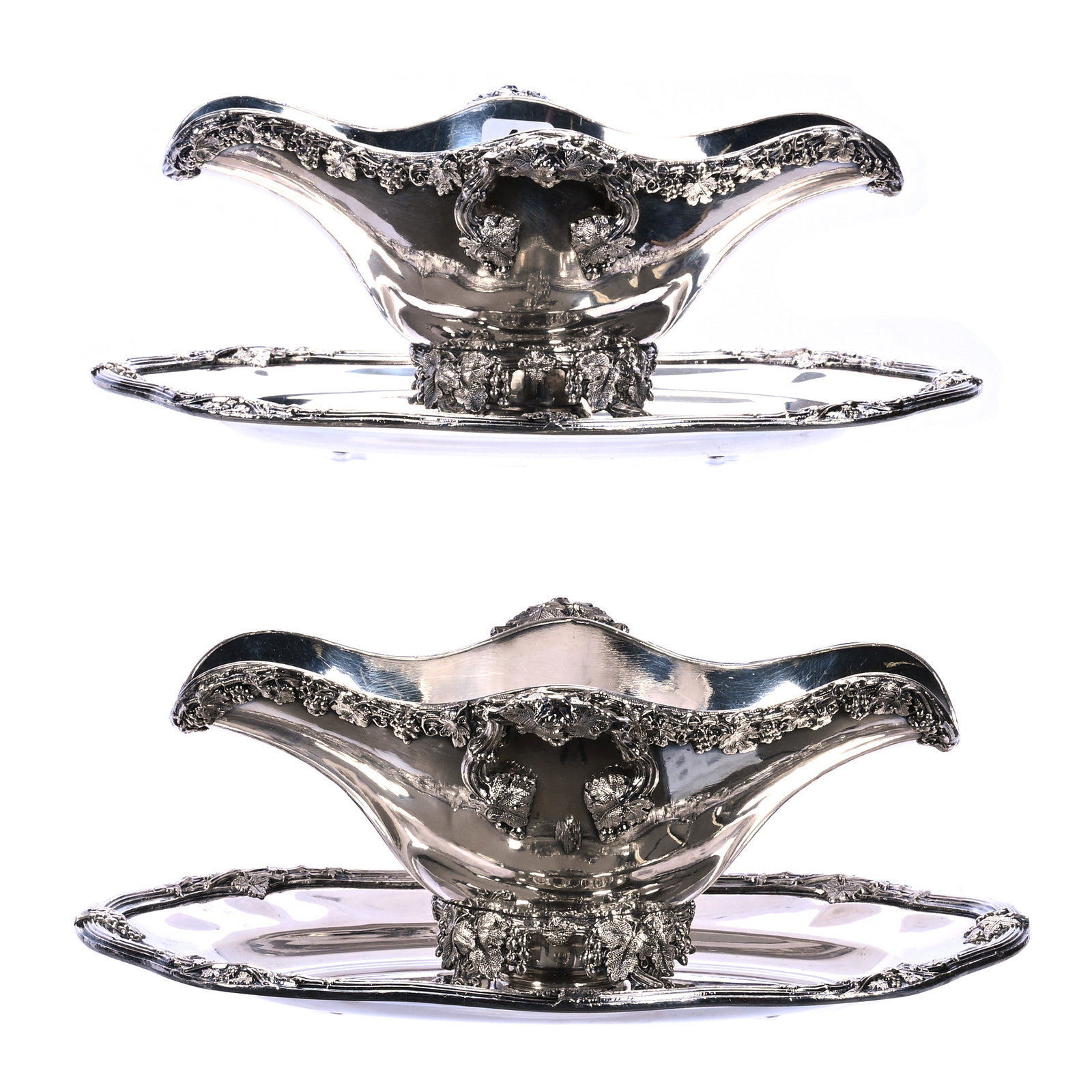 Pair Gravy Boats With Underplates: Pair Gravy Boats With Underplates, 10.5 x 7 x 4 Inches, Silverplate By Prestigious French Silversmith Charles Christofle, Elaborate Vintage Design, Beautiful Pair, 4.8 Pounds, Cliff And Myra Bilbo