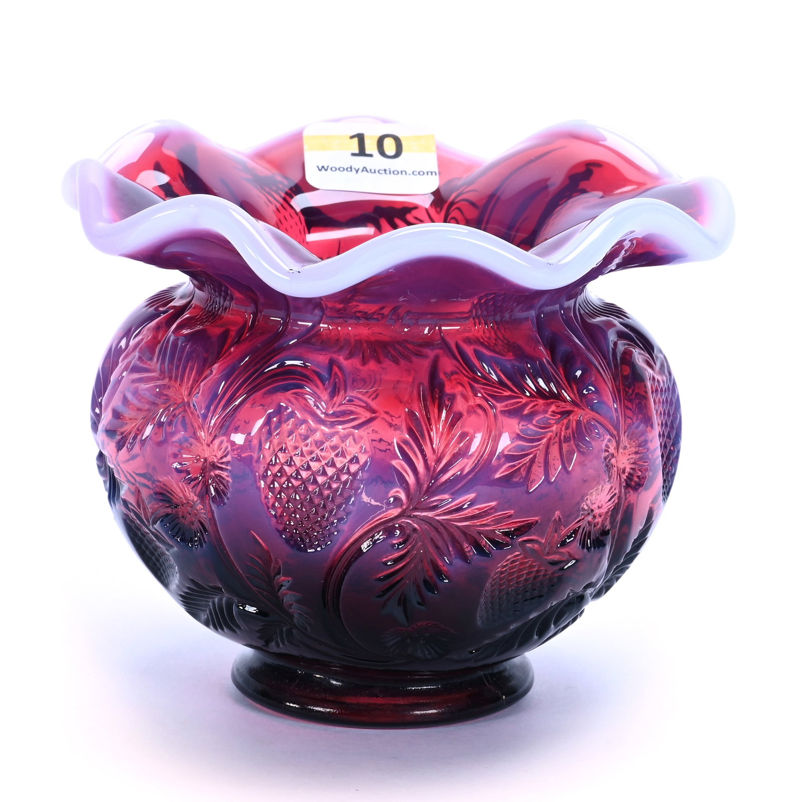 Cuspidor Shaped Vase, Fenton (1 of 3)