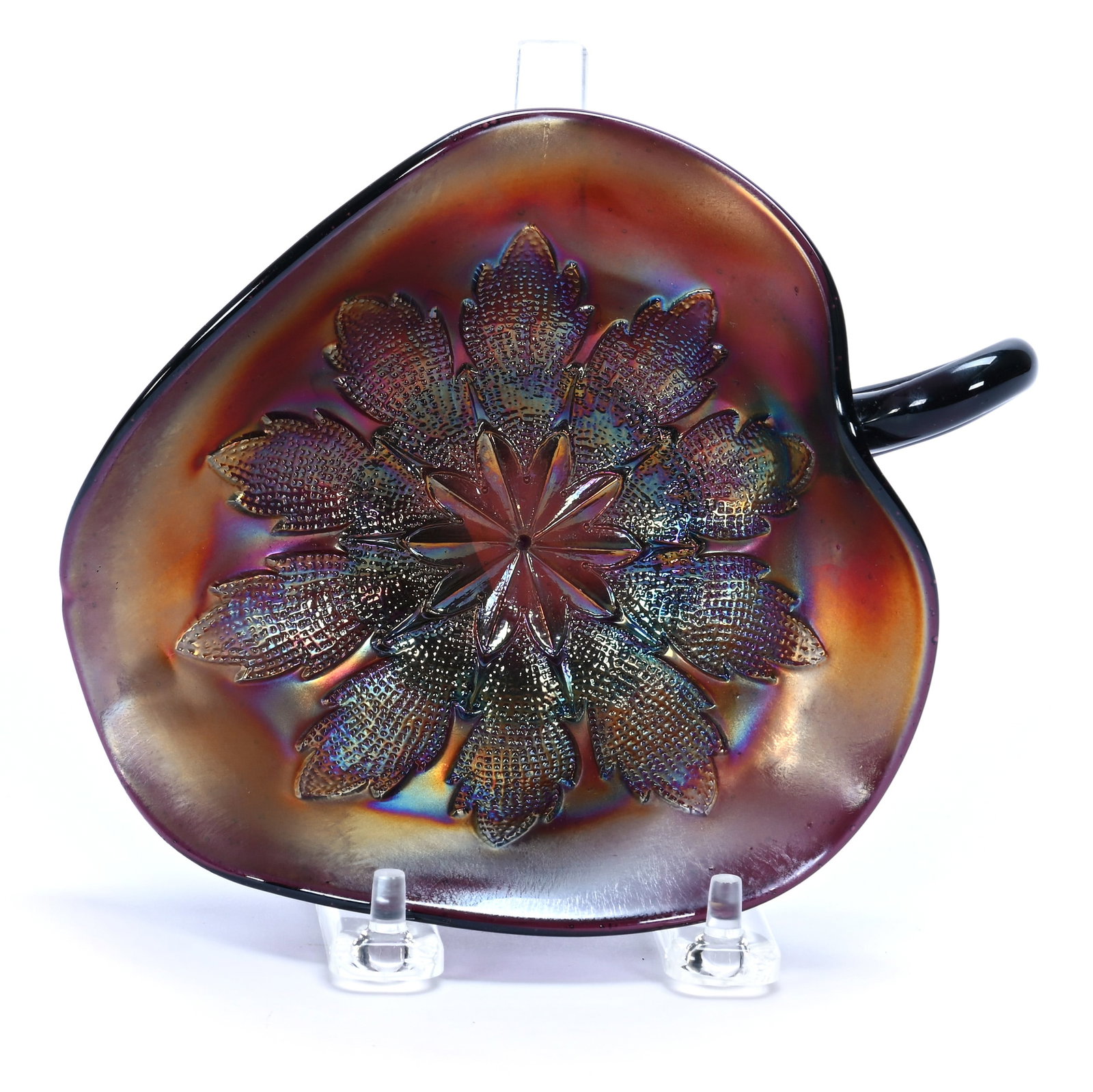 Nappy, Carnival Glass, Leaf Rays Pattern By Dugan (1 of 2)