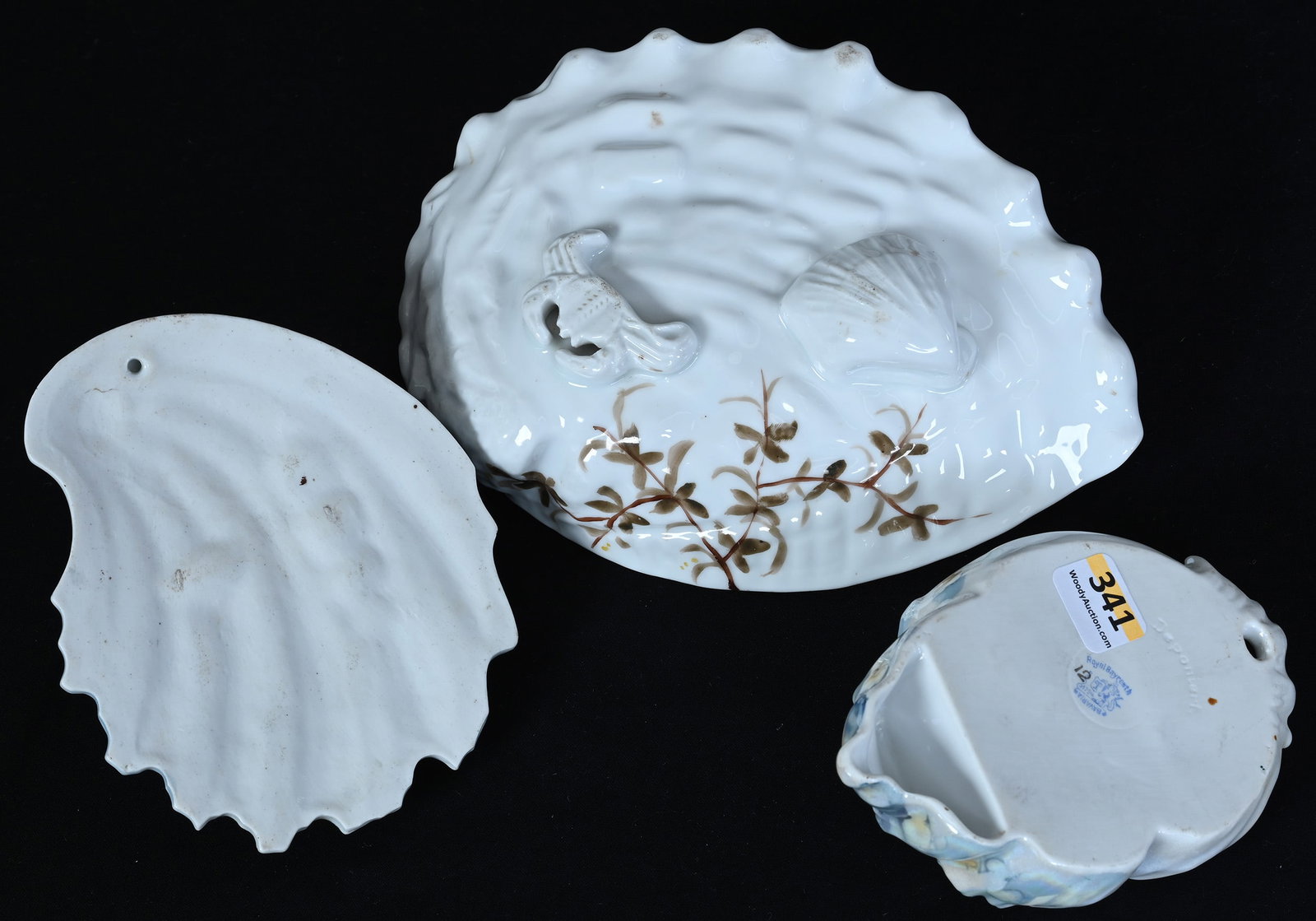 (3) Shell Shaped Porcelain Items - 3