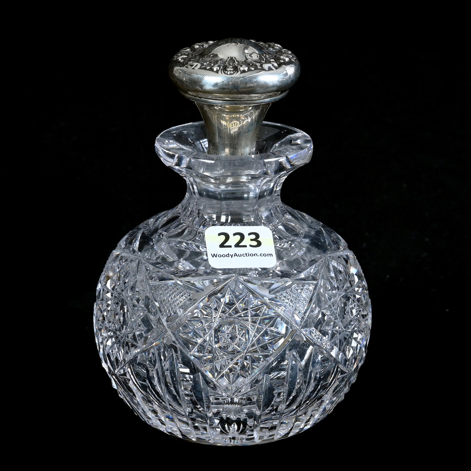 Cologne Bottle, American Brilliant Cut Glass, Pattern Resembles Hindoo Pattern By J. Hoare: Cologne Bottle, American Brilliant Cut Glass, Pattern Resembles Hindoo Pattern By J. Hoare, 5.25 x 3.75 x 3.75 Inches, Sterling Silver Stopper Marked R. Wallace & Sons, Ray Cut Base, 1.4 Pounds, Mitch