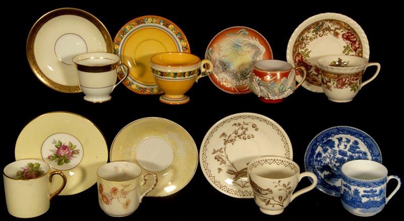 (8) DEMITASSE CUPS AND SAUCERS: (8) DEMITASSE CUPS AND SAUCERS LIMOGES - (1) MORIAGA WITH LITHOPANE - ITALIAN - NORITAKE - (1) BLUE & WHITE WITH LITHOPANE