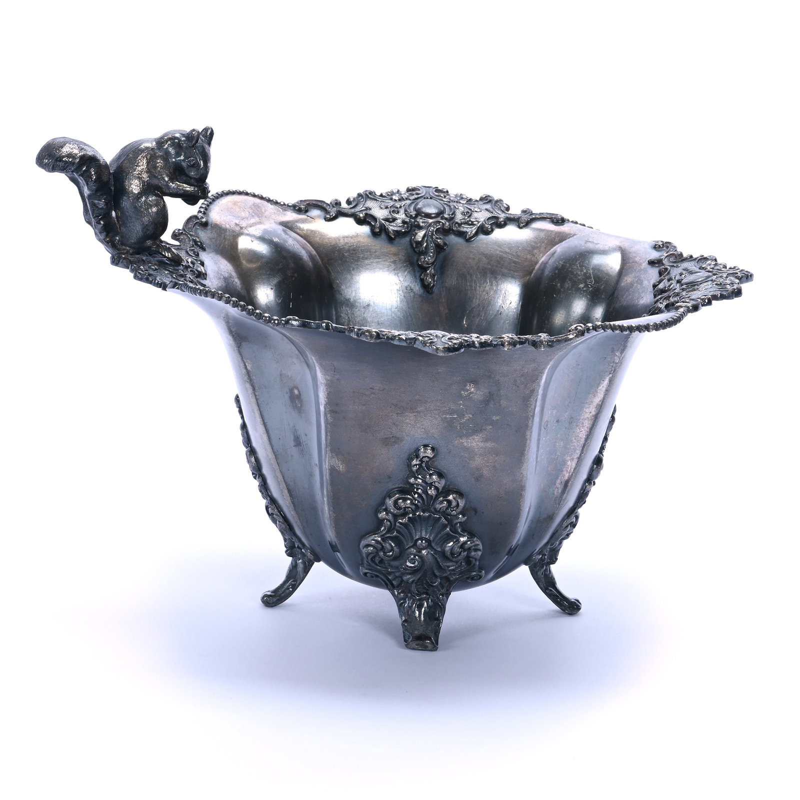 Nut Bowl, Marked Rockford #2616 Silverplate: Nut Bowl, Marked Rockford #2616 Silverplate, 6 x 9 x 8 Inches, Figural Squirrel On Rim, 1.4 Pounds, Private Collection, KS, Effective 6/6/26, All LiveAuctioneers Invoices Must Be Paid Using the PAY