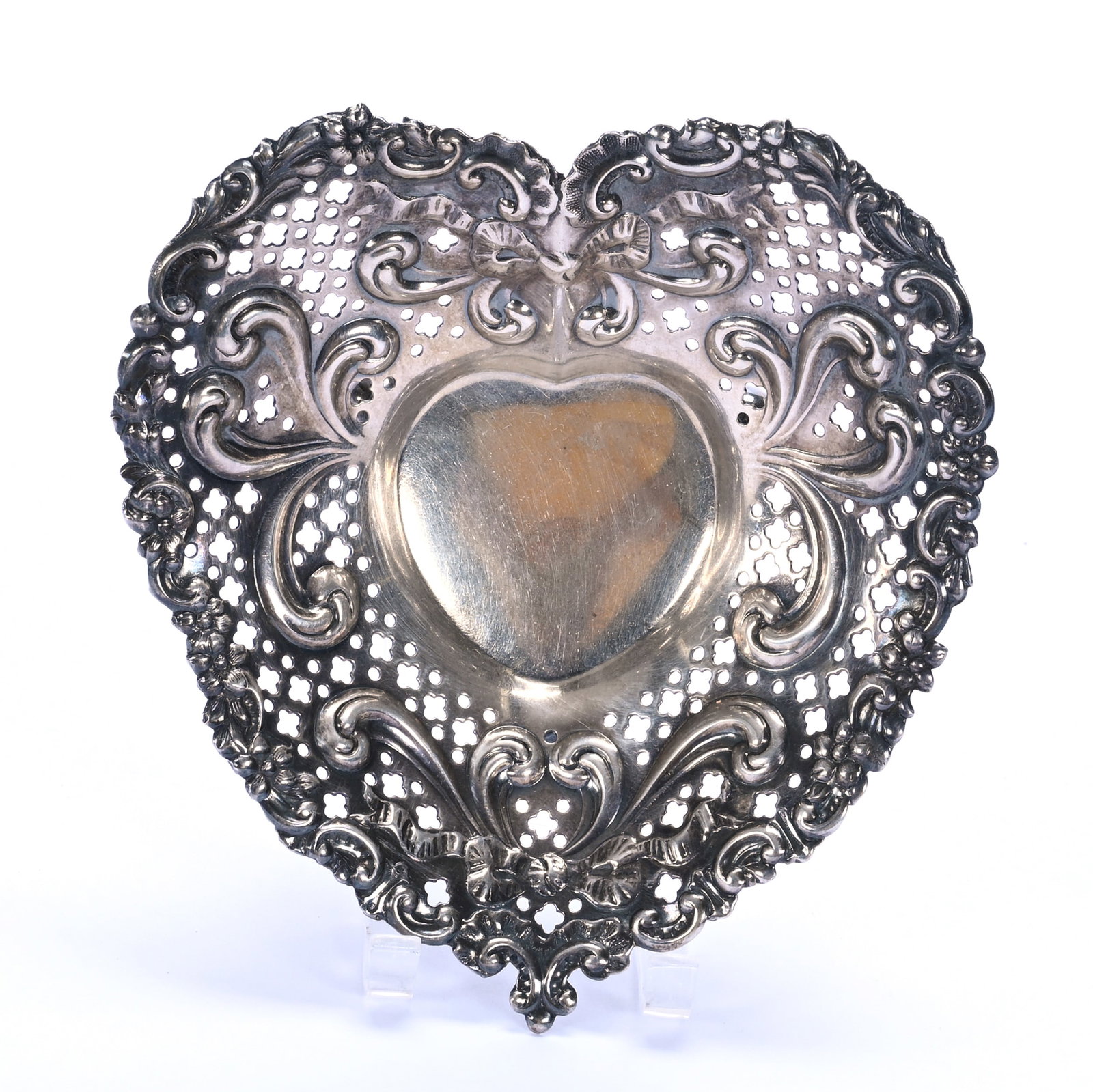 Heart Shaped Dish, Sterling Silver Marked Gorham #966: Heart Shaped Dish, Sterling Silver Marked Gorham #966, 5 x 4.5 x 1.25 Inches, , 70 Grams, Private Collection, KS, Effective 6/6/26, All LiveAuctioneers Invoices Must Be Paid Using the PAY NOW / CHECK