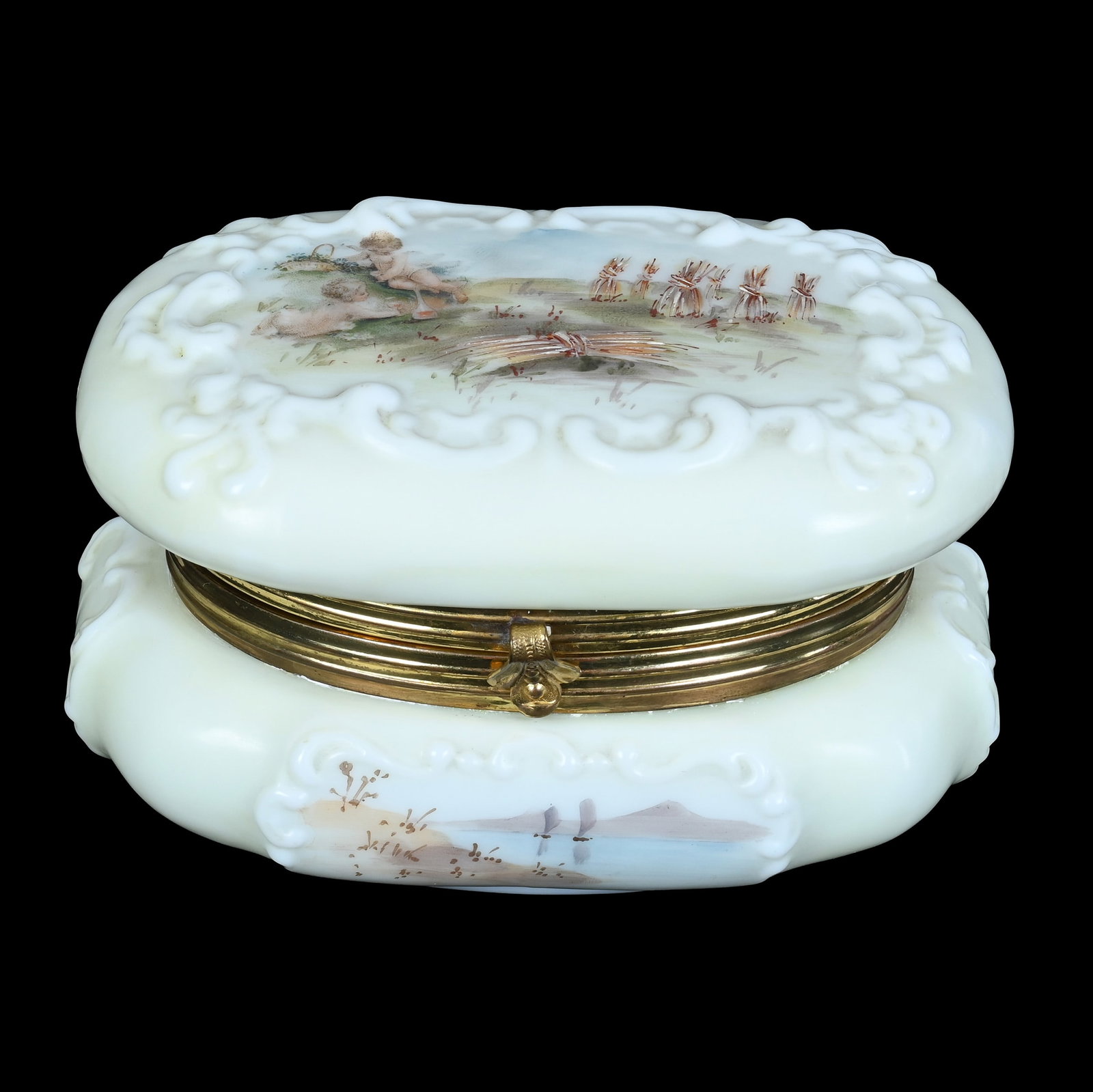 Oval Jewel Box, Wave Crest Stamp Mark, Scroll Mold (1 of 5)