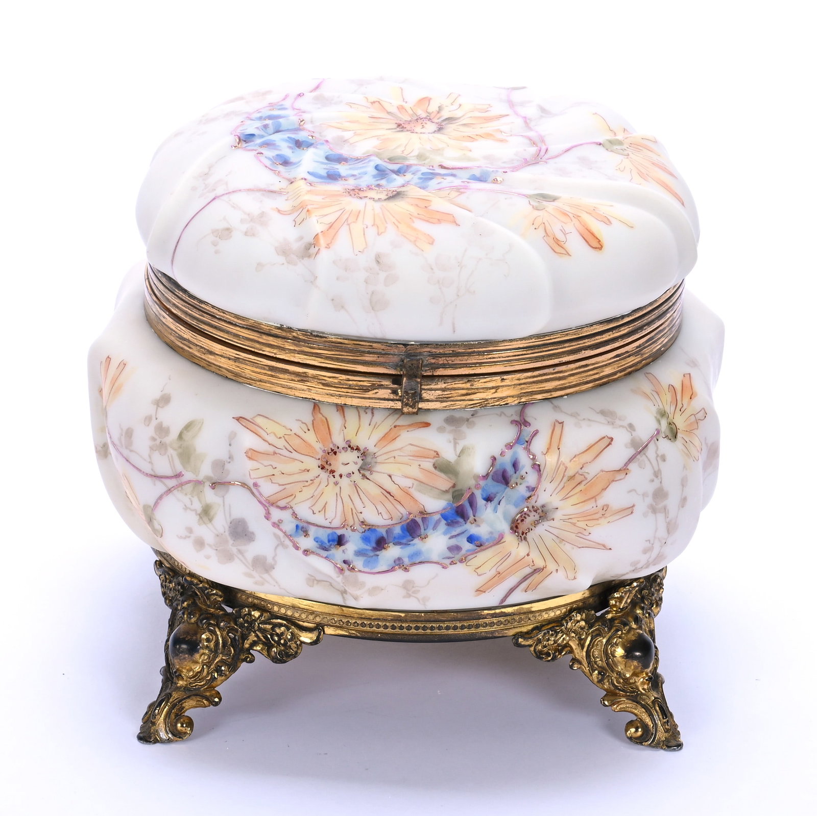Dresser Box, Unmarked Wave Crest, Swirl Mold (1 of 4)